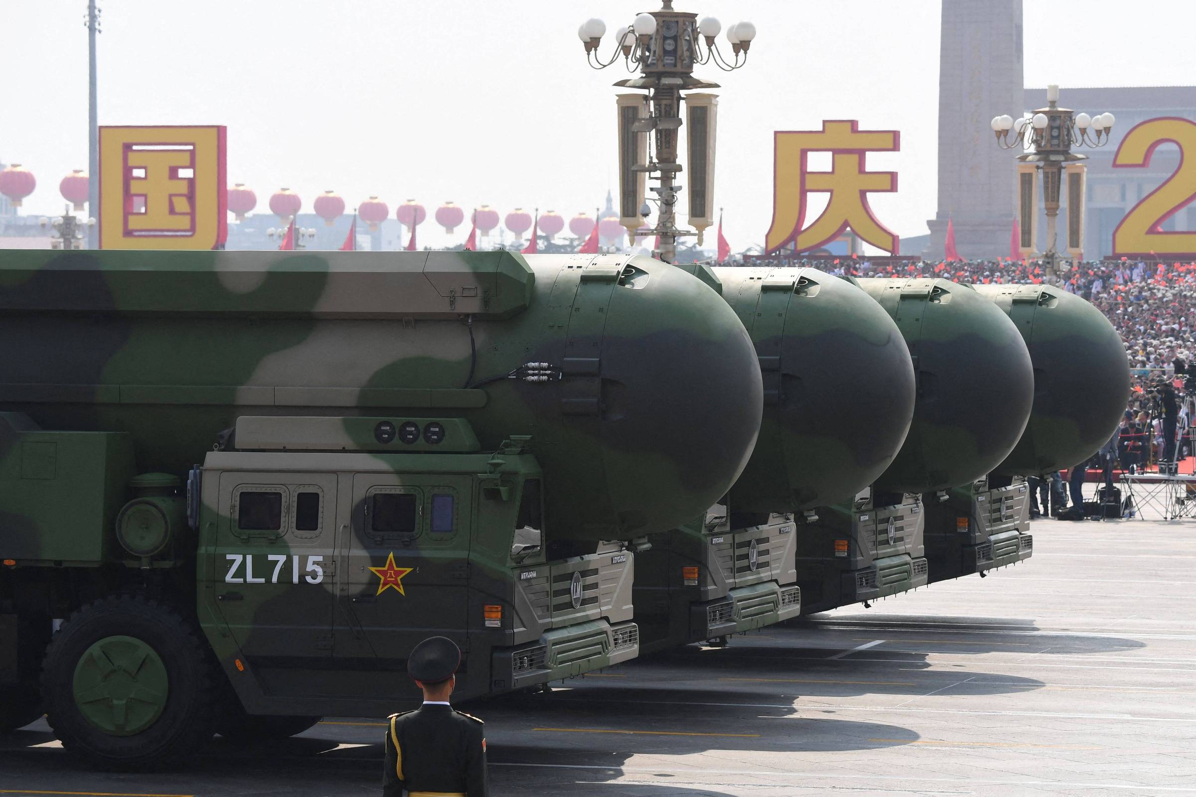 Trump quer falar China e Rússia sobre desnuclearização