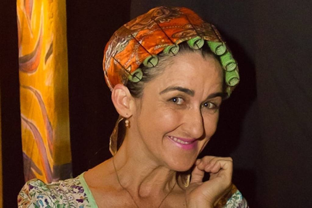 Globo contrata atriz da Escolinha do Gugu para estrear em novelas no ano que vem