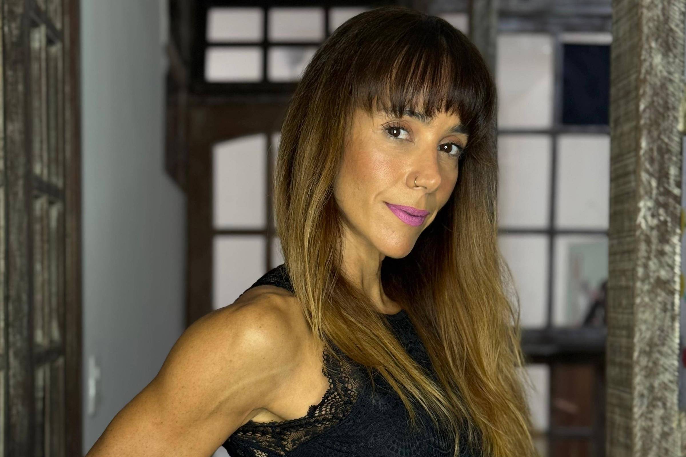 'Os novinhos são menos traumatizados, mais confiantes', diz atriz Karla Tenório