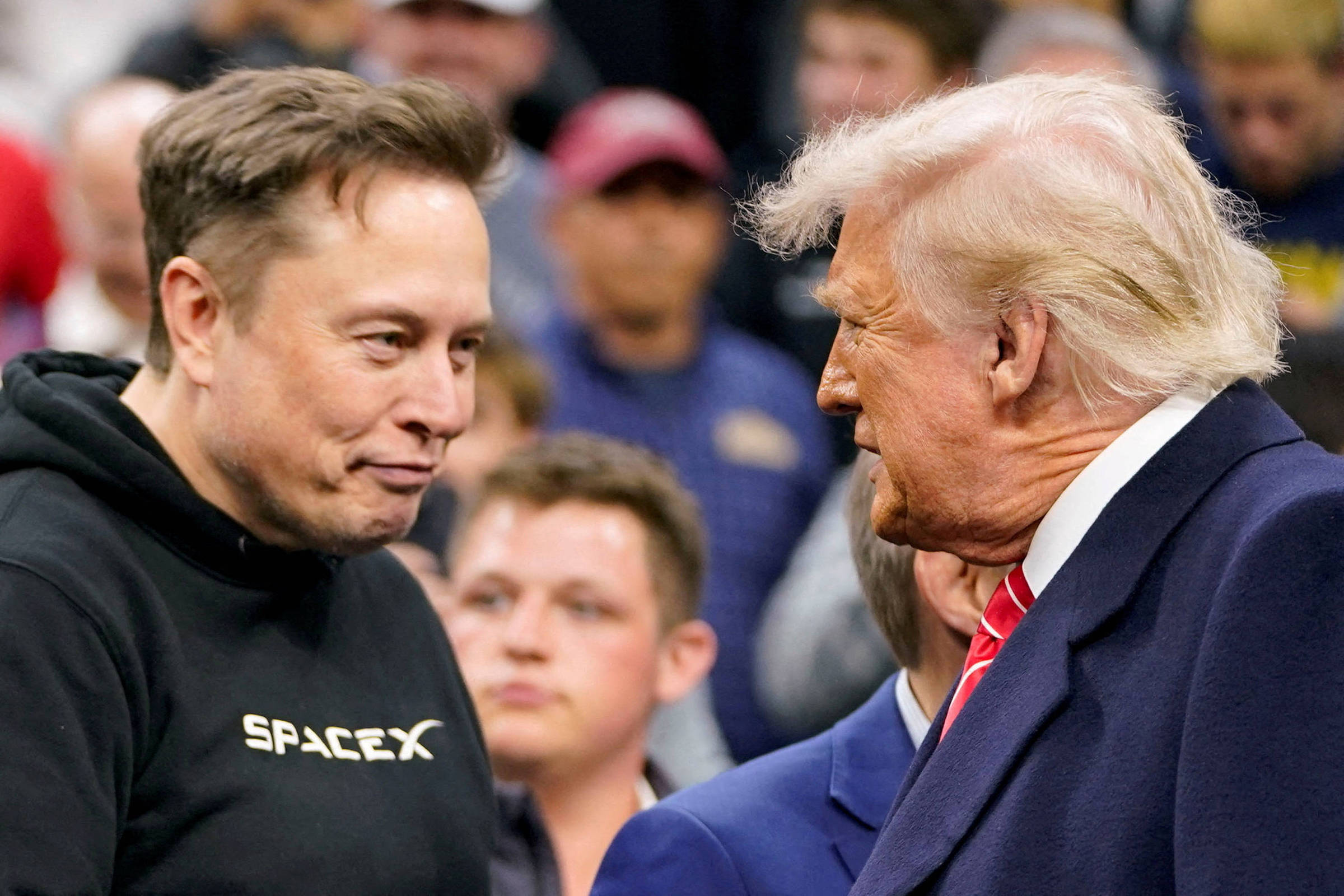 Vendas da Tesla caem na Europa e novo modelo enfrenta mercado hostil