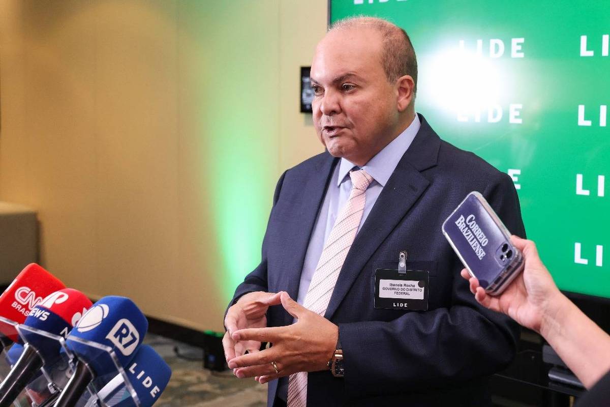 Ibaneis diz não poder garantir condição de Papuda receber Bolsonaro sem conhecer quadro de saúde