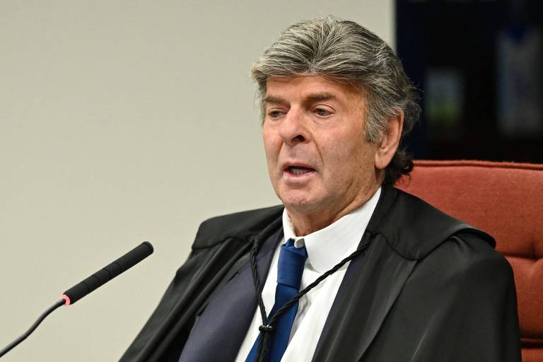 Fux valoriza lacunas e desconsidera evidências de que Bolsonaro tramou golpe: 'Mera cogitação'