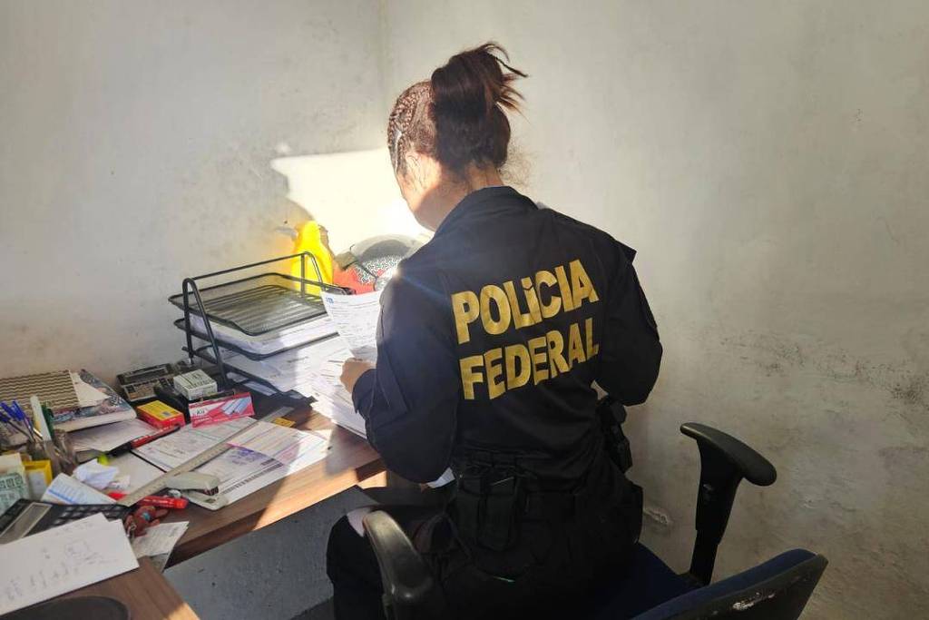 PF e CGU fazem operação no RJ que mira organização social suspeita de desvio de verbas federais da Saúde