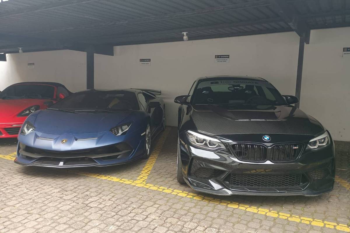 Carros de luxo de Gabriel Ciate utilizados em rachas são apreendidos em SP