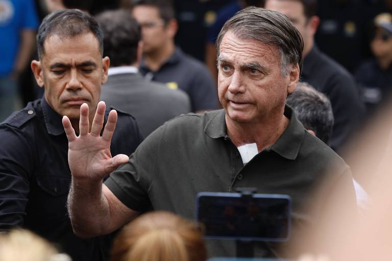 Centrão fecha acordo sigiloso com ala do STF por domiciliar para Bolsonaro, redução de penas e rejeição de anistia