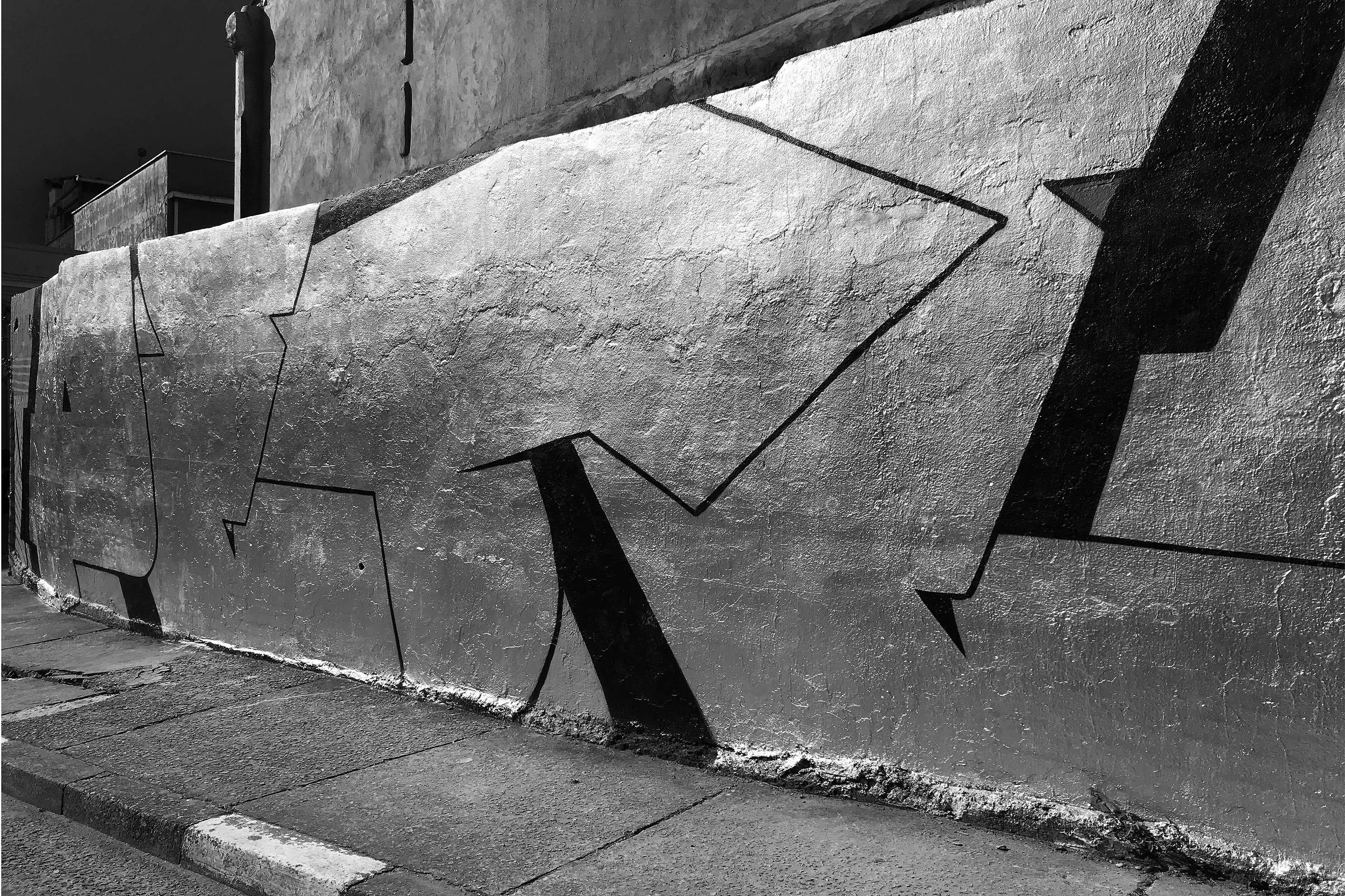 Mostra reúne fotos de Bob Wolfenson e Claudia Andujar para celebrar largo da Batata