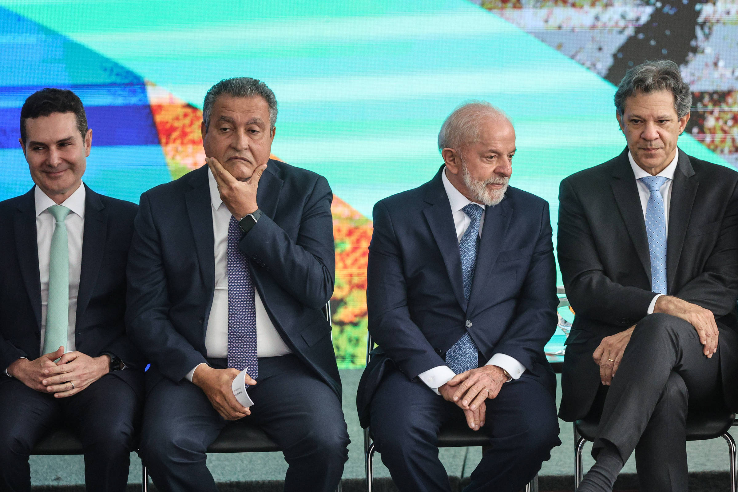 Governo Lula anuncia R$ 11,7 bi para obras de drenagem do Novo PAC Seleções