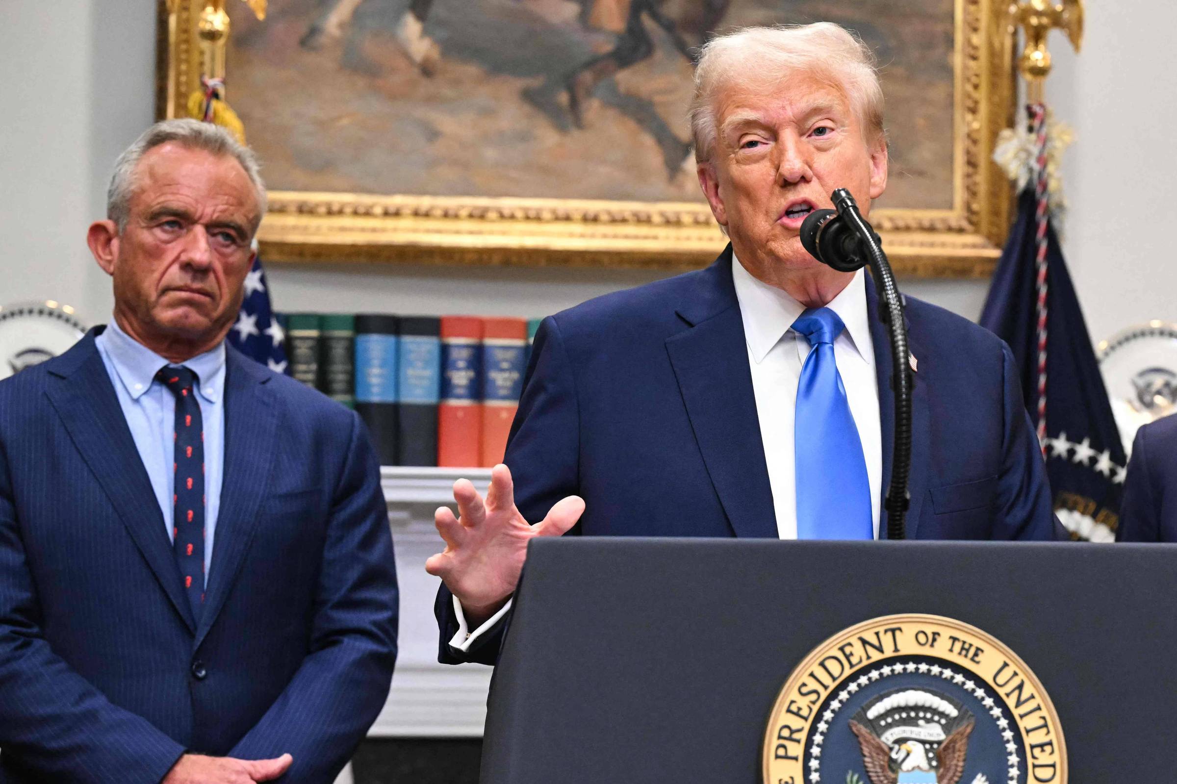 Apesar de alegações falsas, Trump direciona milhões para pesquisas sobre autismo