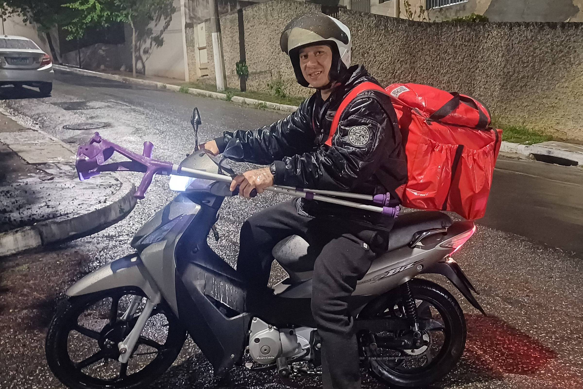 Aplicativos como Uber e iFood não comprovam padrões mínimos de trabalho justo, diz estudo