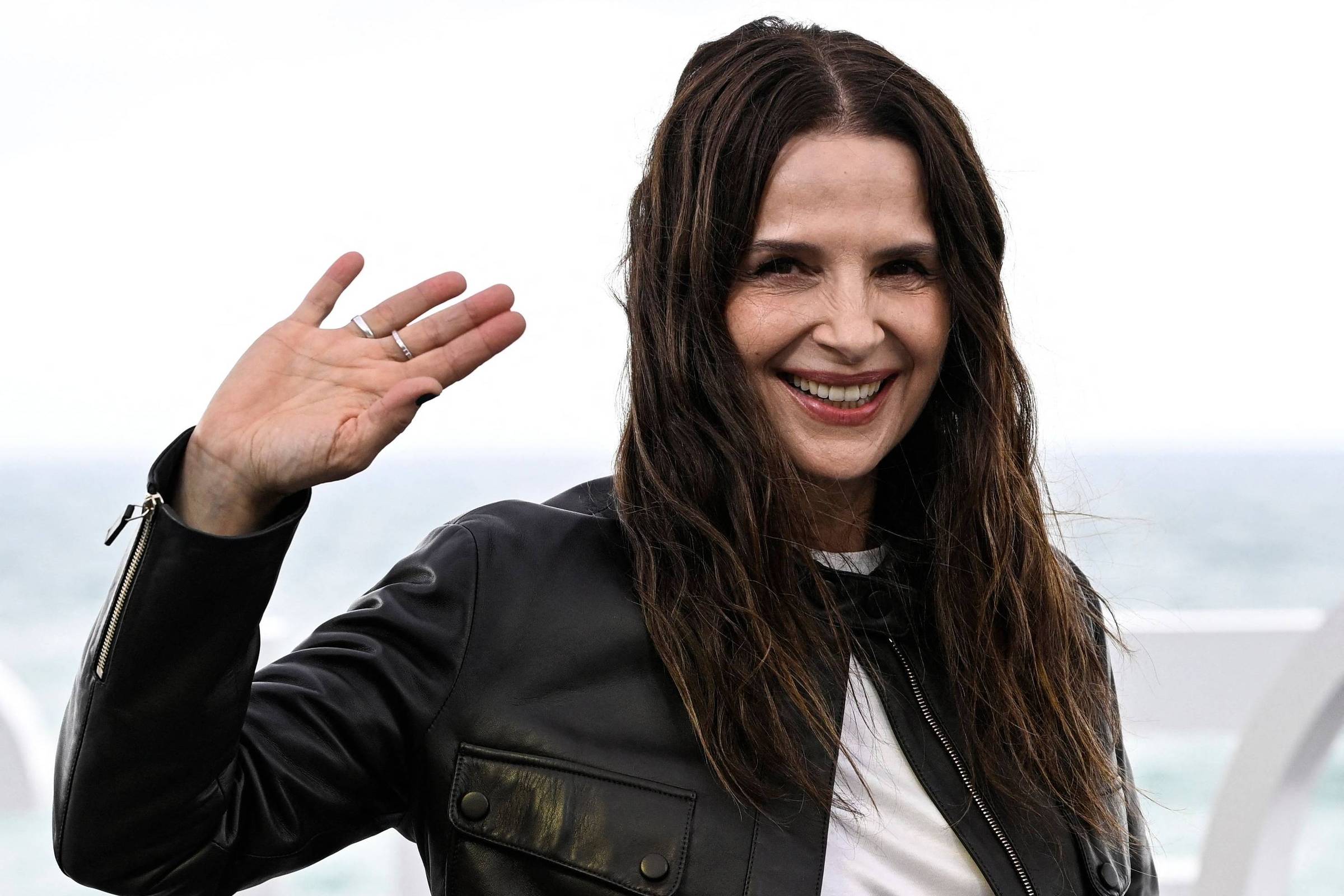 Juliette Binoche virá ao Brasil para lançar 'In-I in Motion' no Festival do Rio