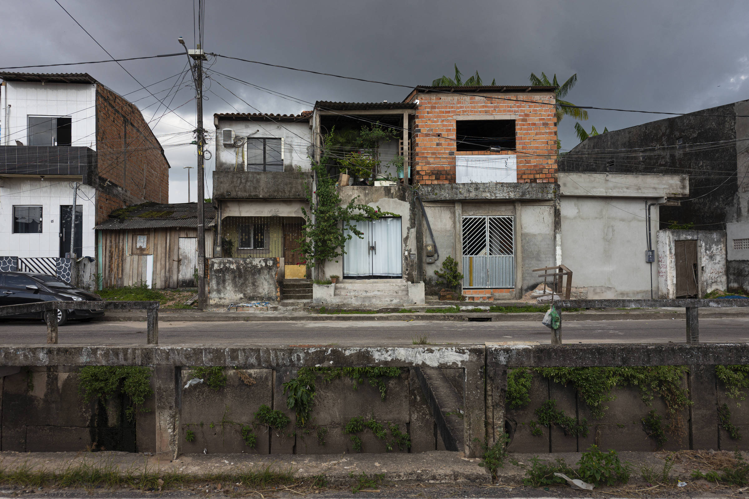 Obra da COP30 exclui área com alagamentos, e canais dependem de 1/3 dos serviços para conclusão