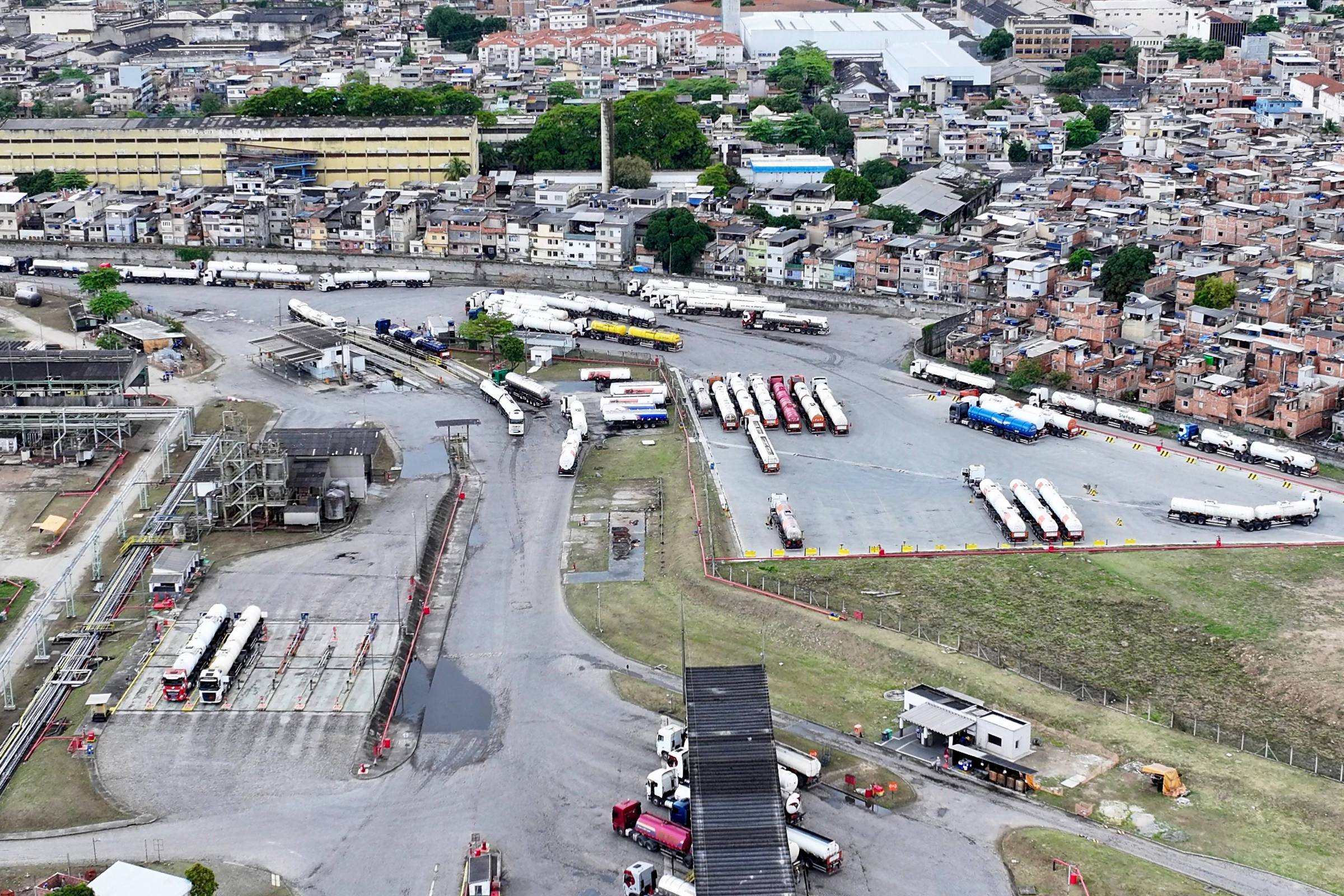 Fórmula em tanque da Refit indica que empresa não refinava, diz ANP