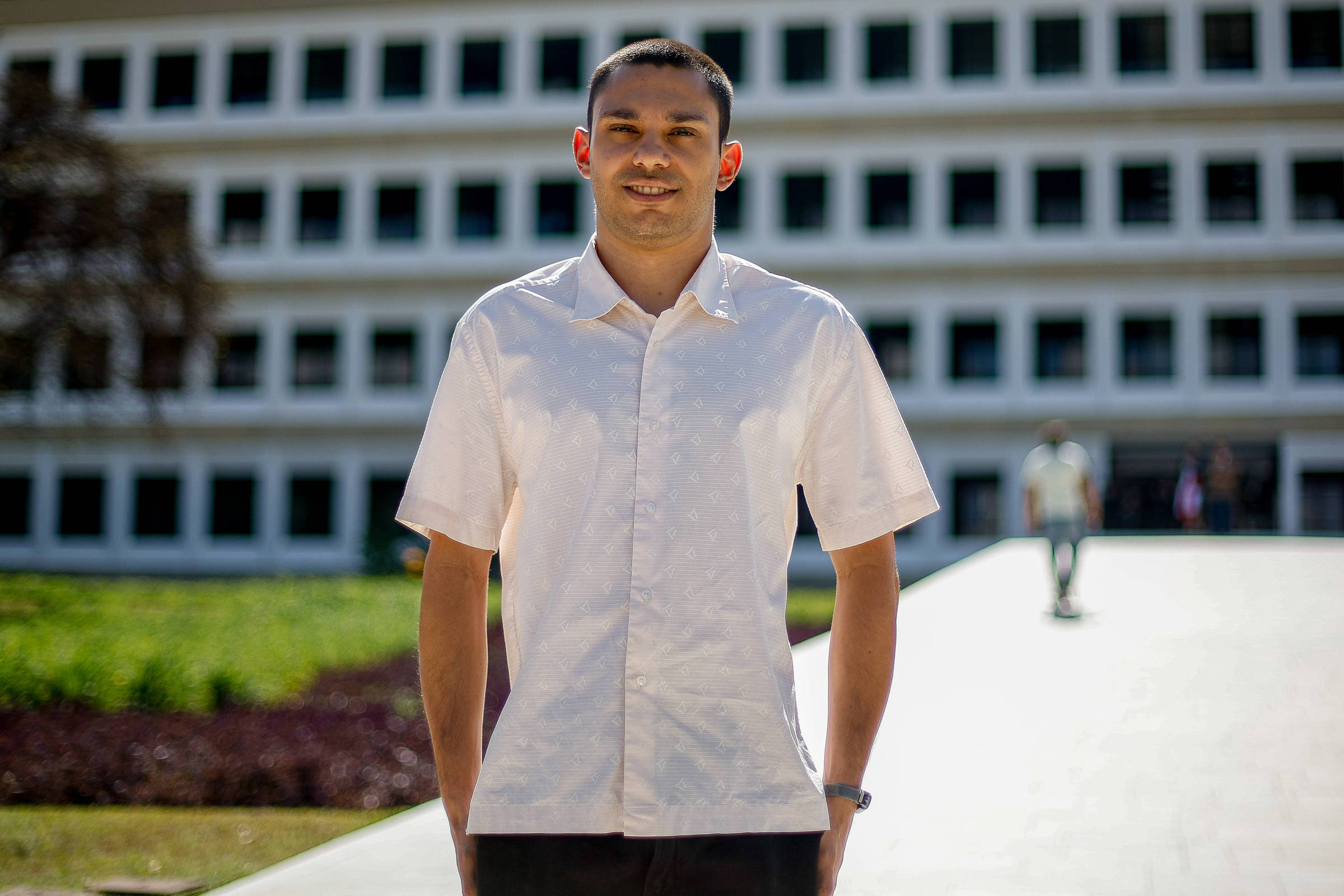 O candidato que passou em primeiro lugar em concurso do TCU, mas pode ficar sem a vaga