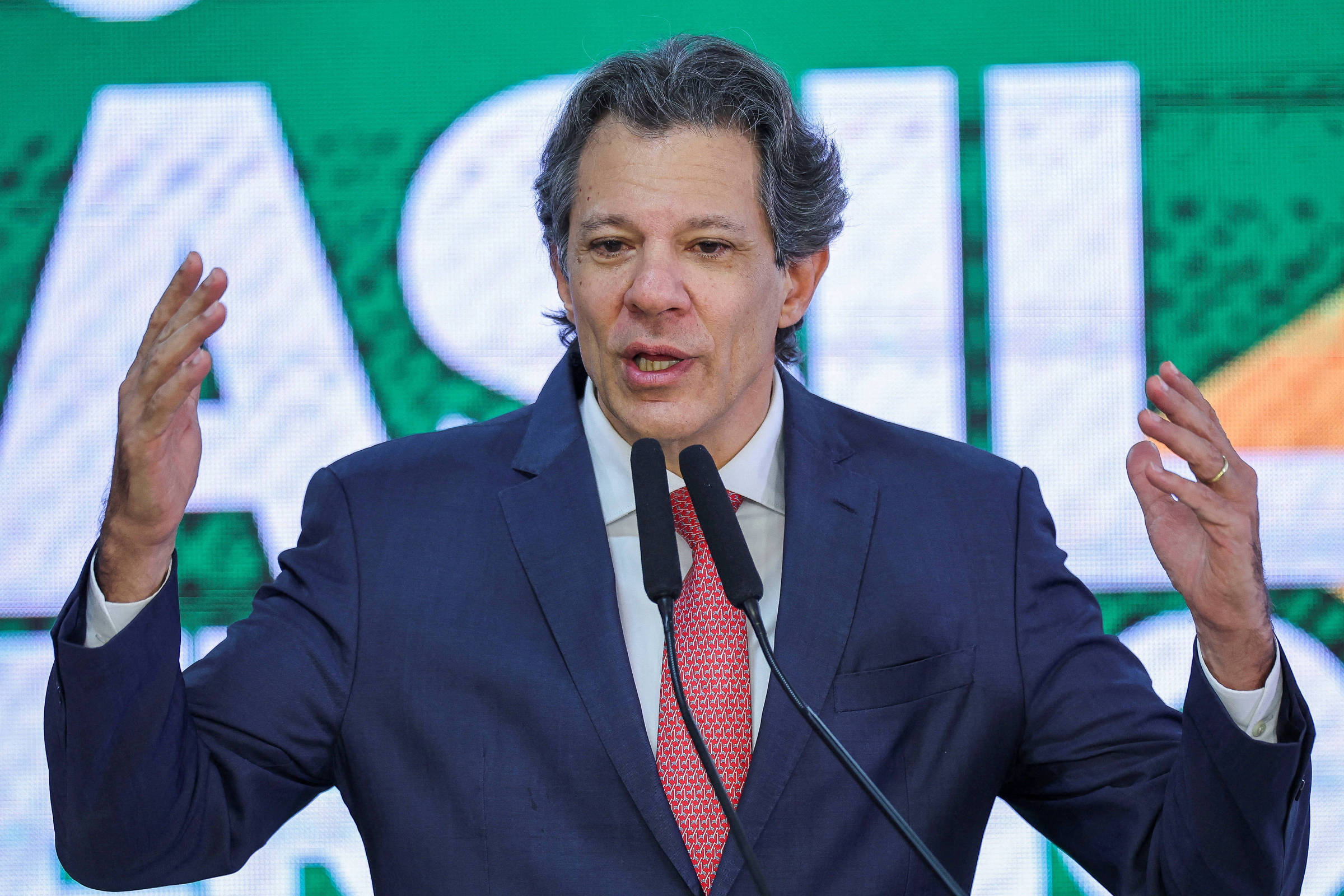 Com IA e longevidade, vamos trabalhar por mais tempo em jornadas menores, diz Haddad
