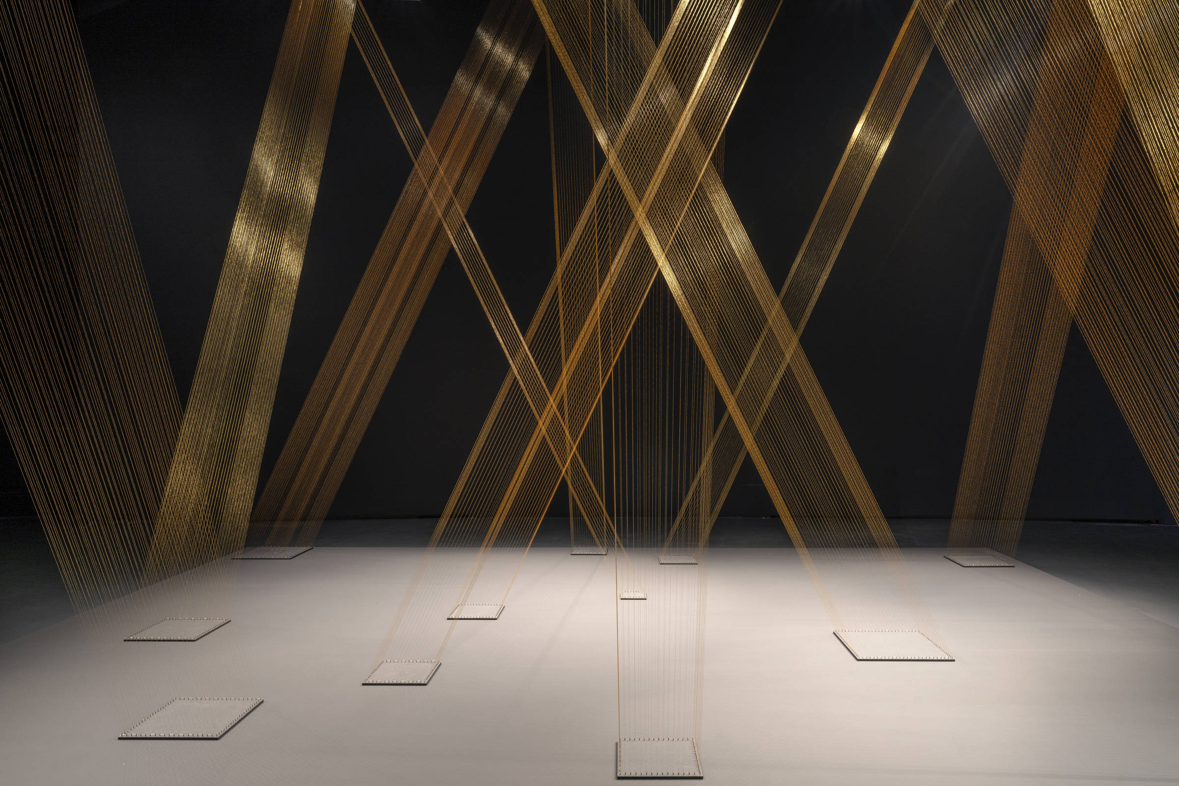 Lygia Pape, perto do seu centenário, ganha a sua maior exposição na França