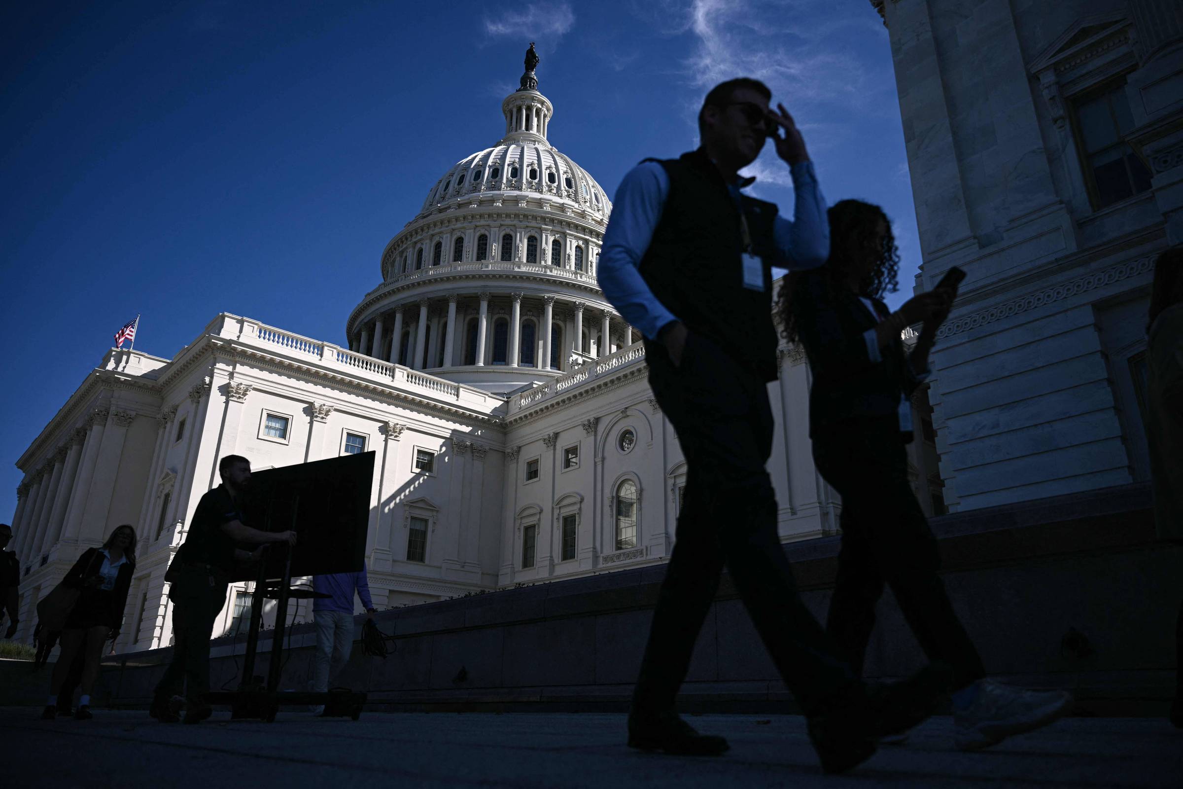 O que é necessário para encerrar o shutdown do governo dos EUA?