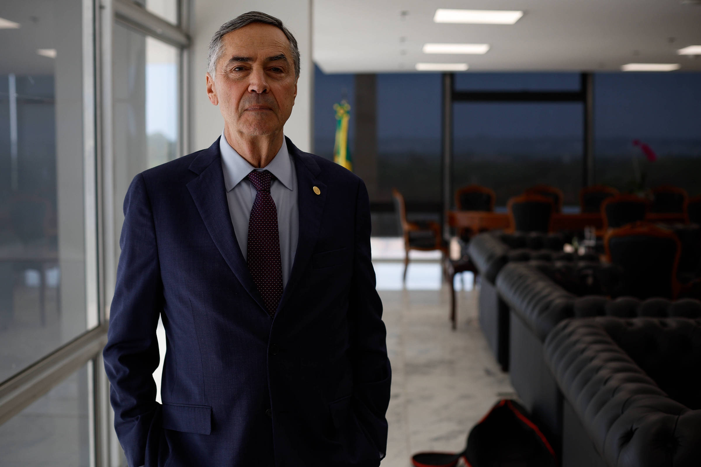Barroso vota a favor de aborto por legado, faz dobradinha com Gilmar e causa desconforto no STF