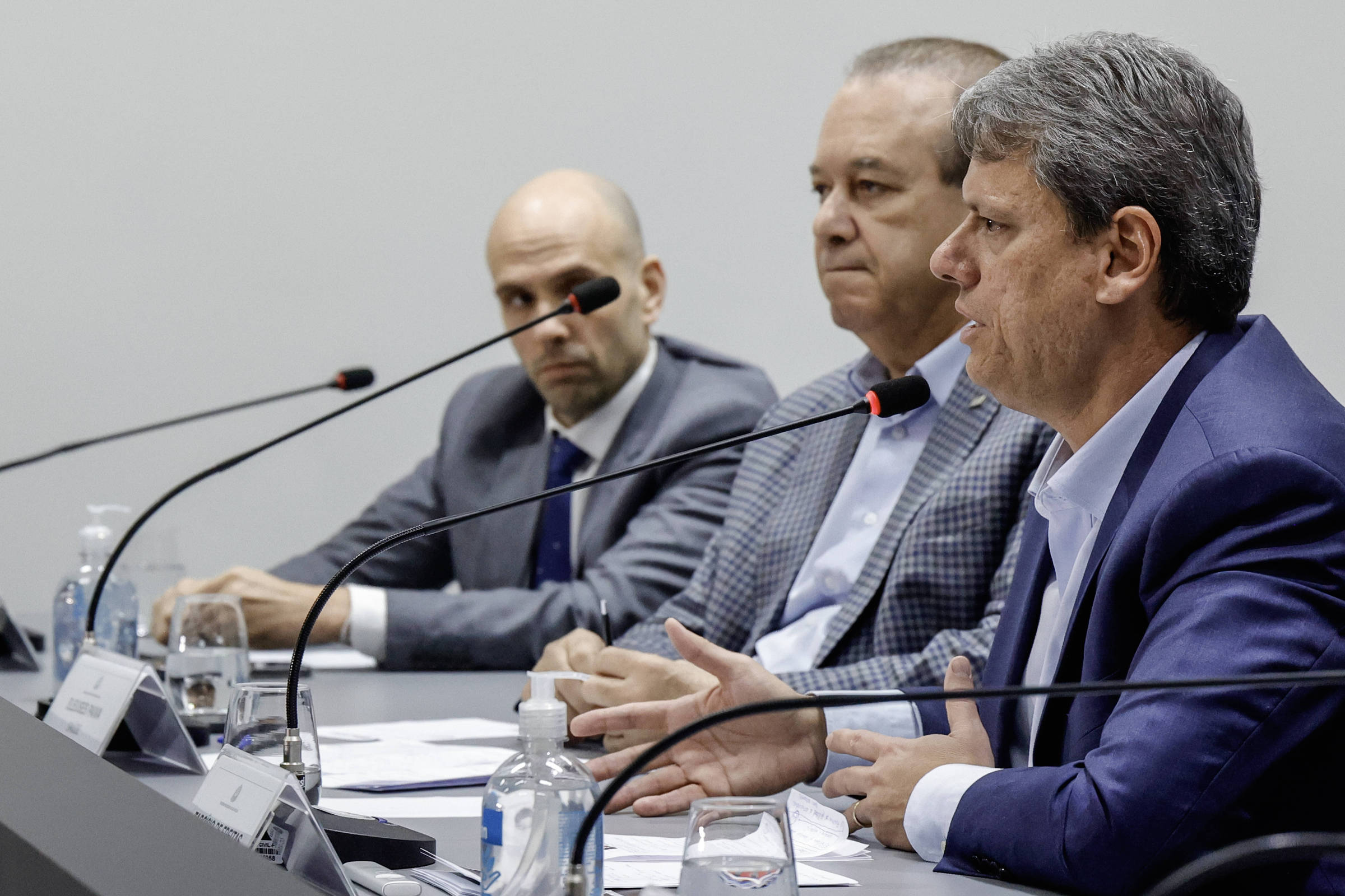 Justiça autoriza destruição de garrafas apreendidas em operações contra metanol
