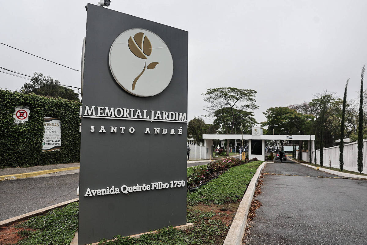 Mulher que morreu por intoxicação de metanol é enterrada na Grande São Paulo