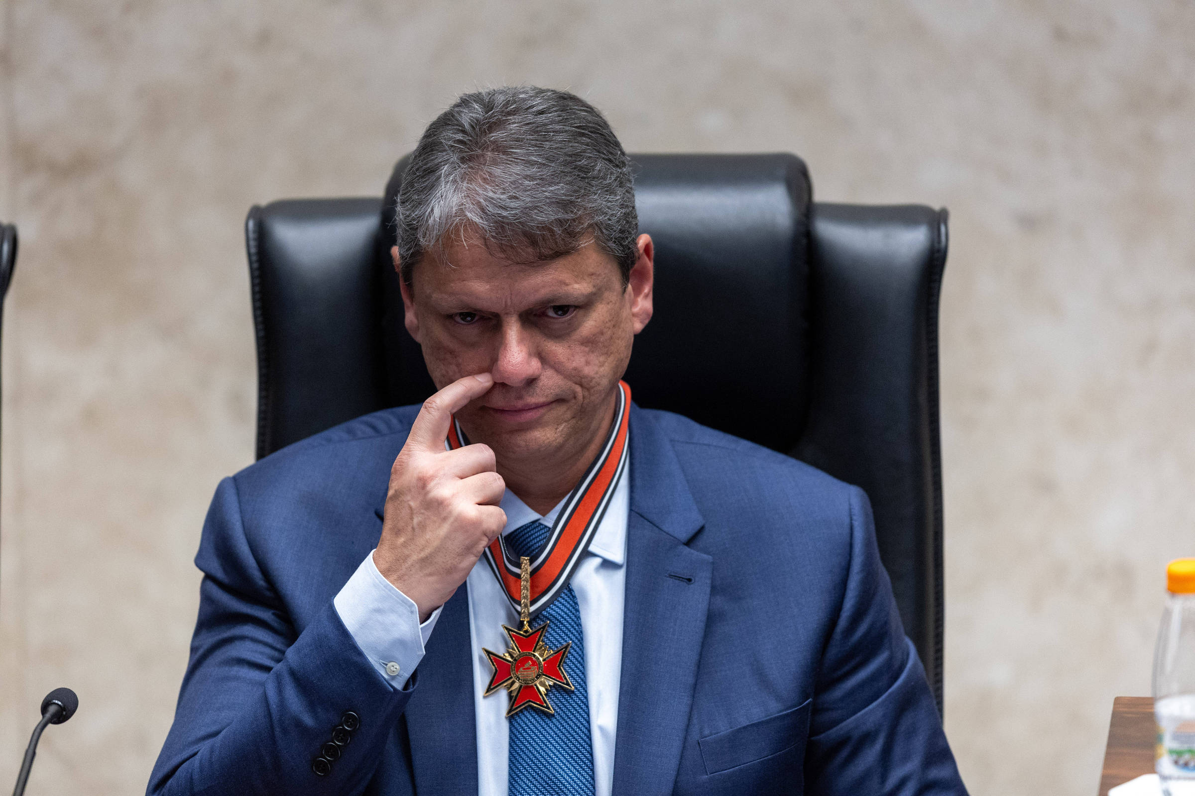 Exonerações atingem Republicanos de Tarcísio, e governo tenta recompor base