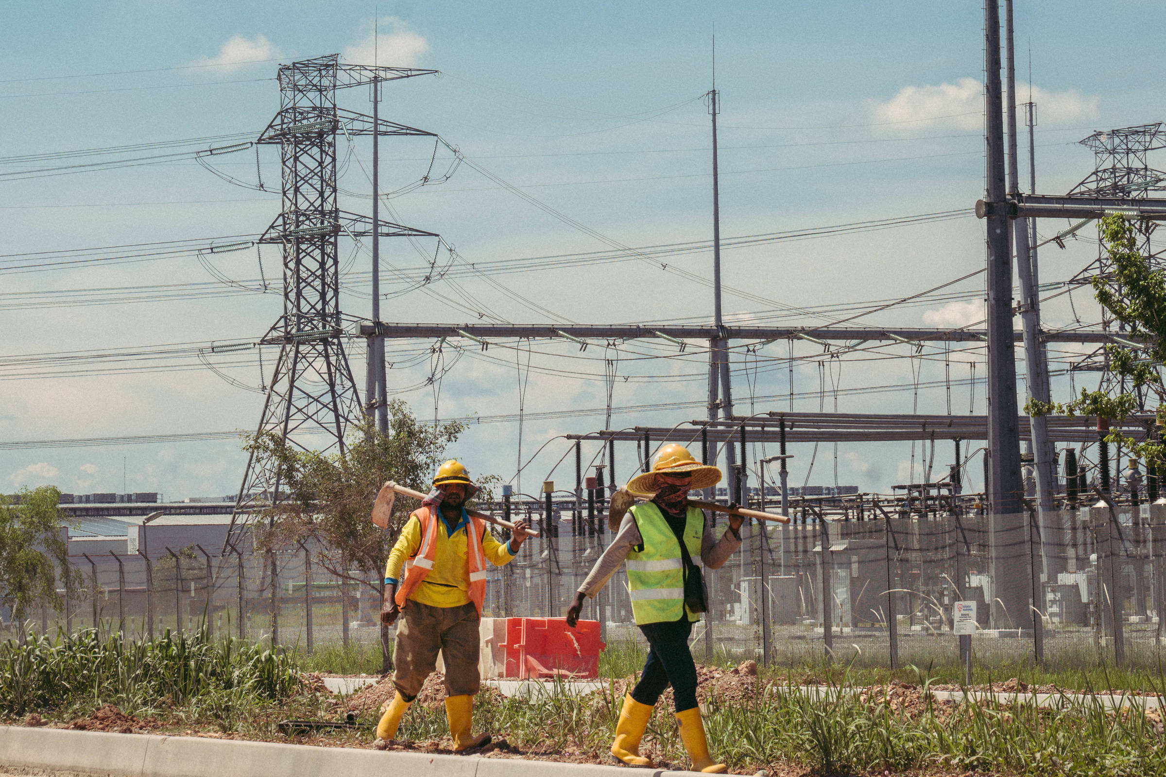 Empresa movimenta bilhões e levanta suspeitas de contrabando de chips da Nvidia para a China