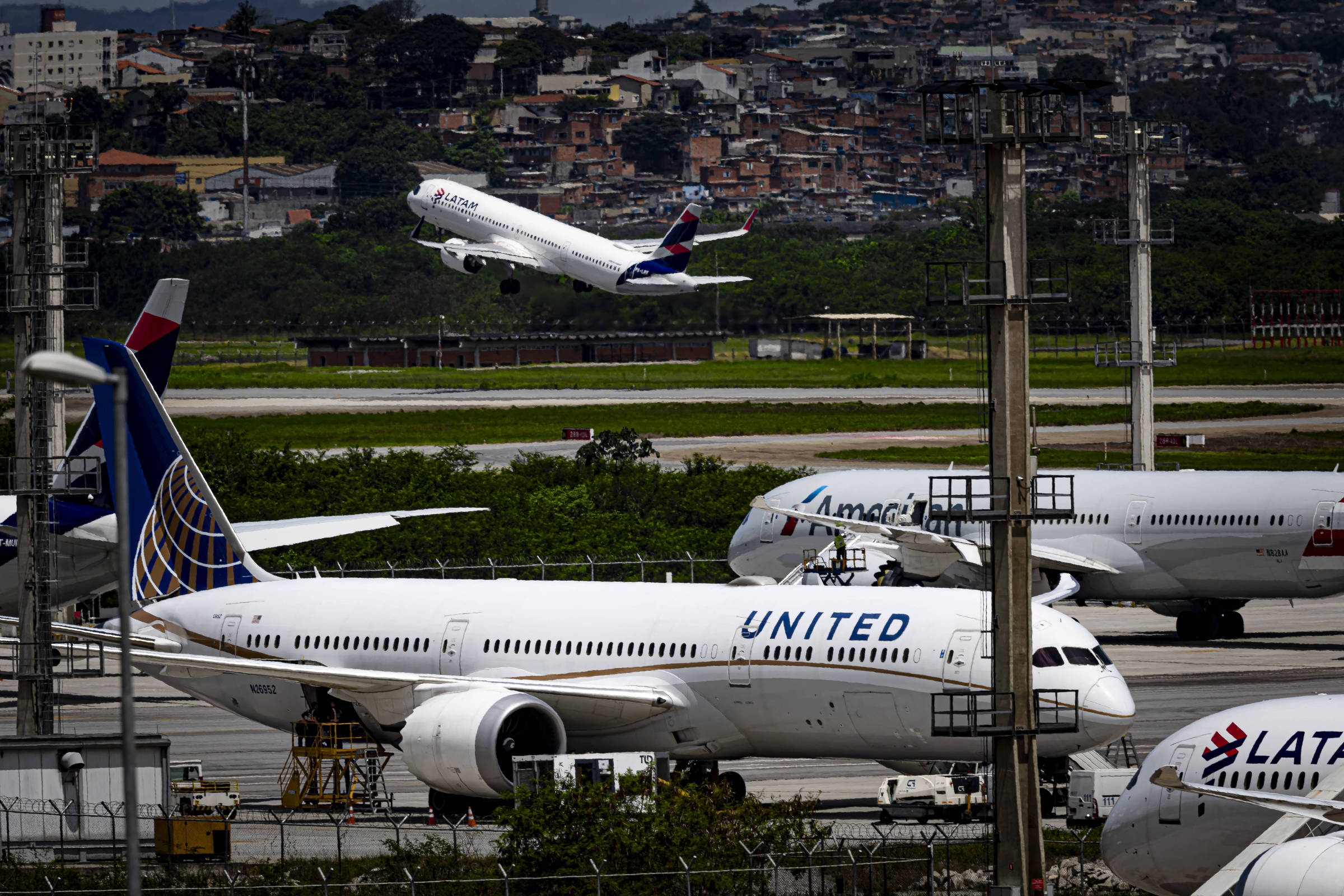 Anac negou metade dos pedidos de reequilíbrio de aeroportos entre 2012 e 2024, diz estudo