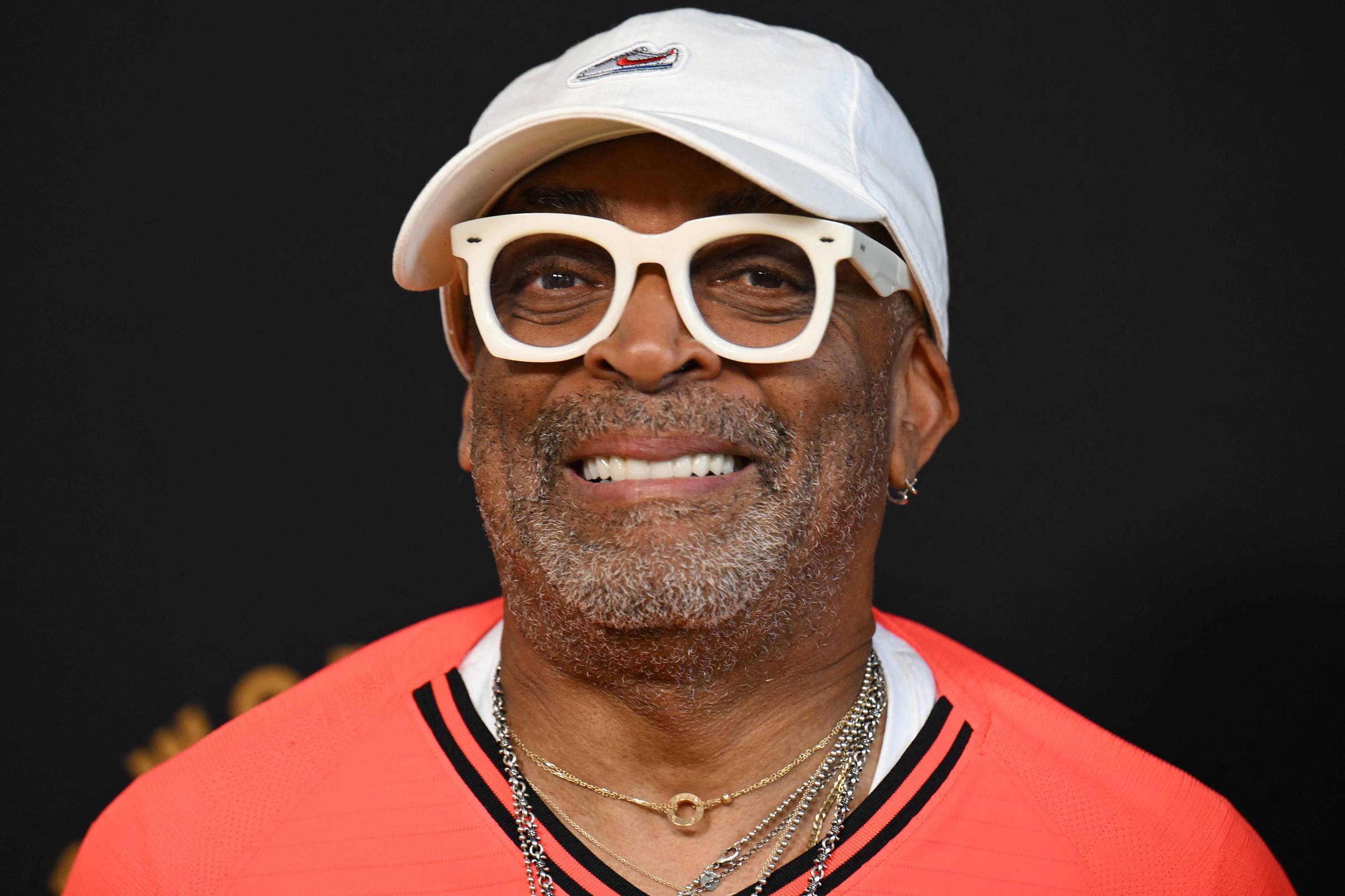 Spike Lee vai ao Rio para sessão de 'Luta de Classes' e conhecer a Pequena África