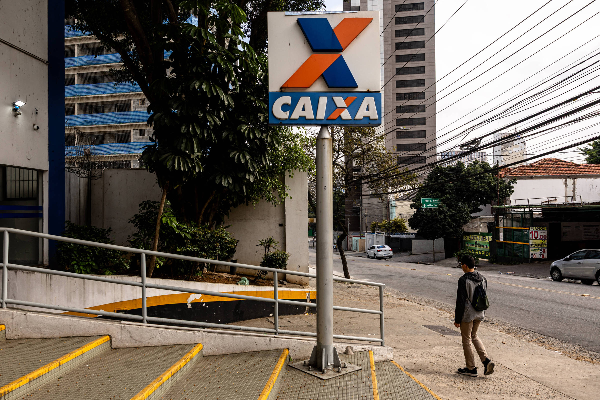 Tire dúvidas sobre as novas regras para financiar a casa própria; Caixa começa a liberar crédito