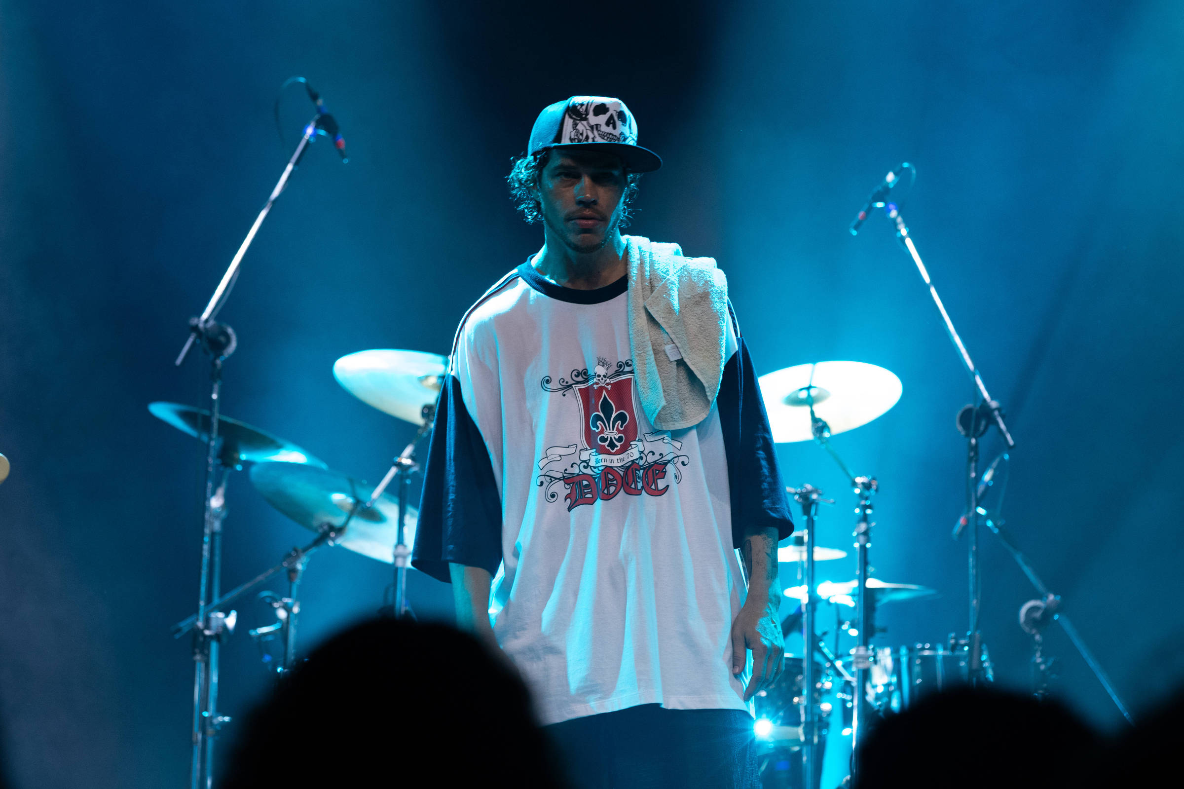 José Loreto vive um Chorão apaixonado em filme sobre líder do Charlie Brown Jr.