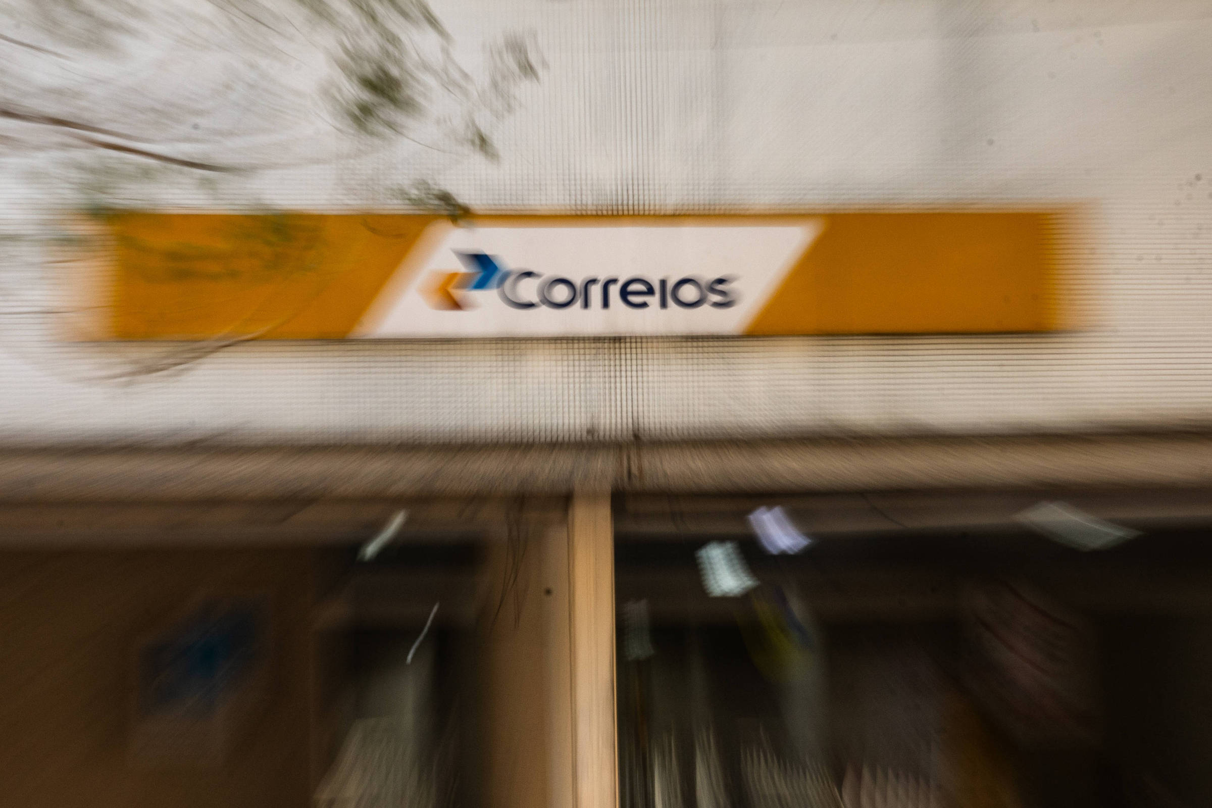 Derrocada dos Correios teve perda de receitas, alta de gastos e descontrole sobre ações judiciais