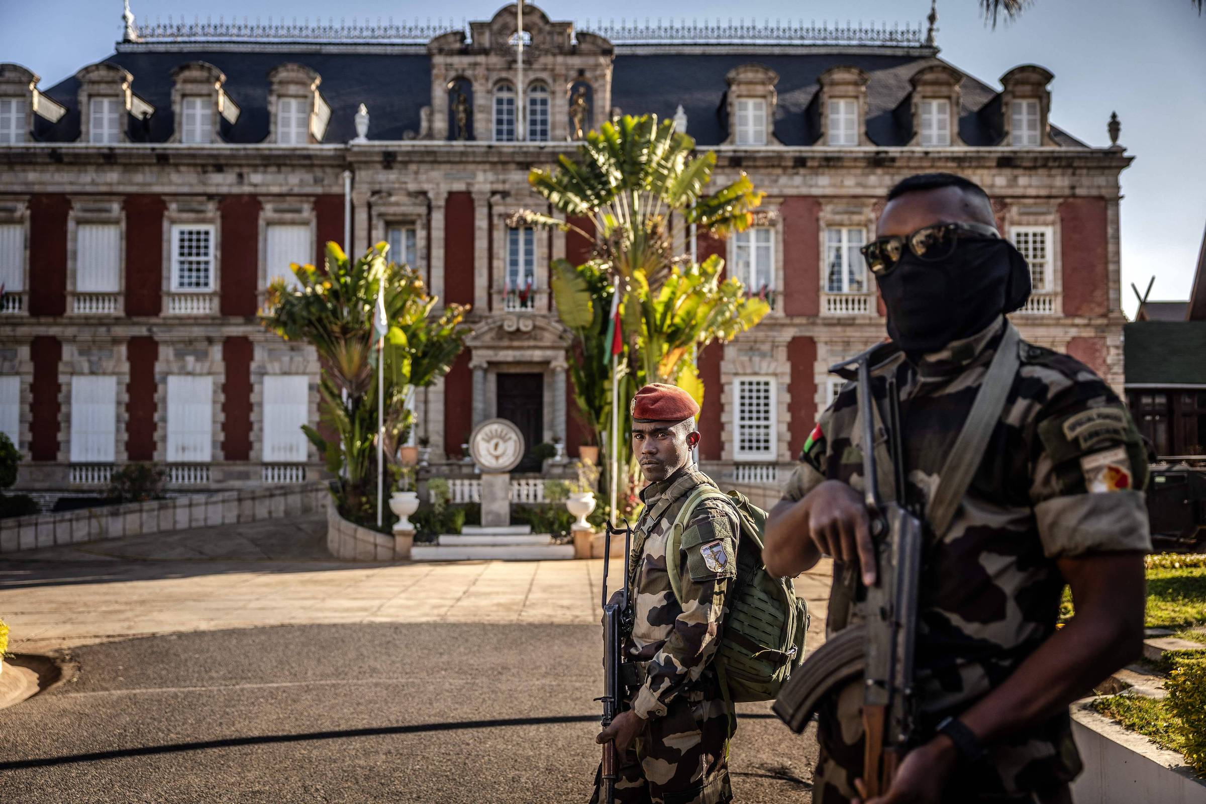 Após golpe de Estado, comitê militar vai supervisionar instituições em Madagascar