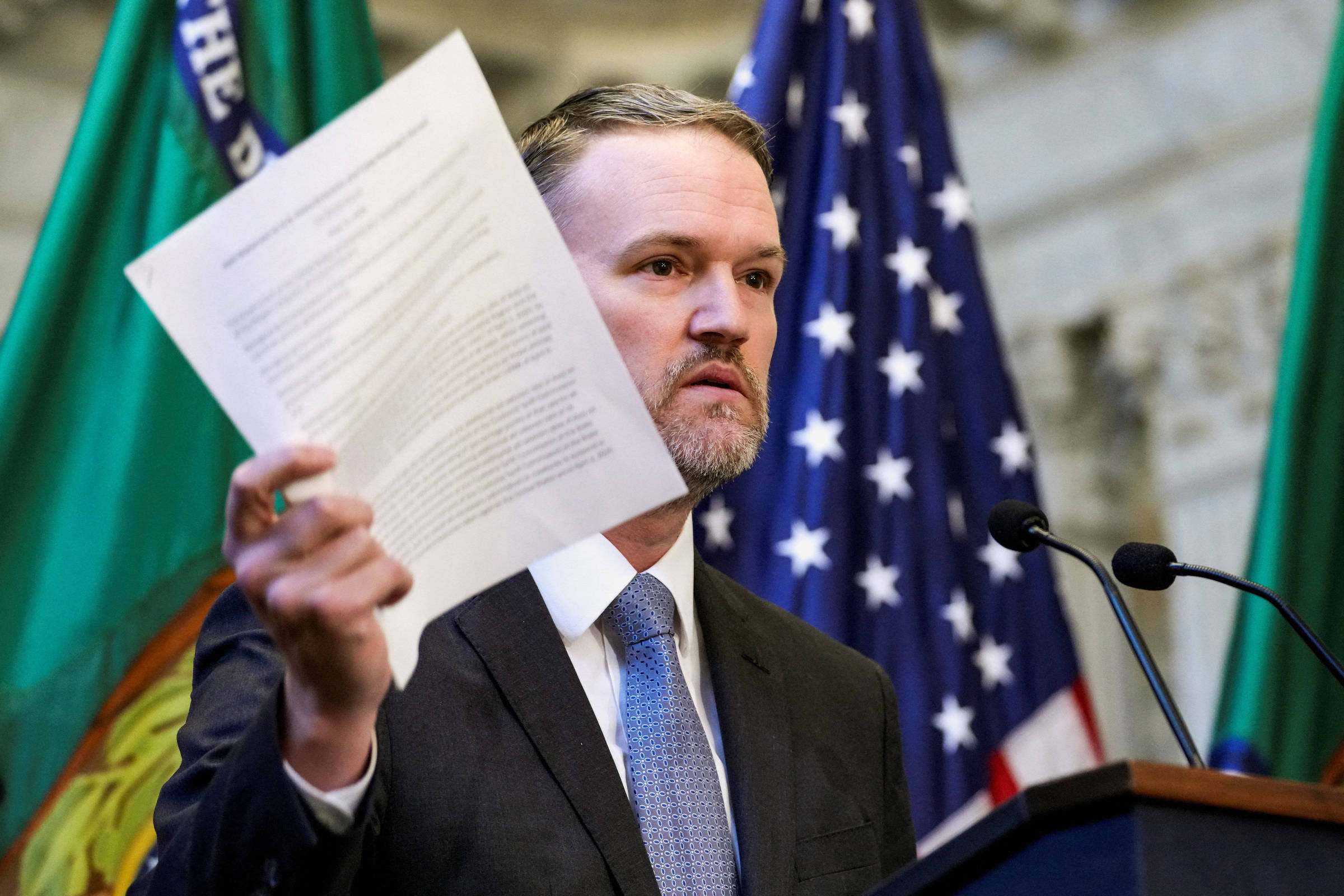 Representante dos EUA que deve ir a reunião com Brasil culpa Judiciário e censura por tarifas