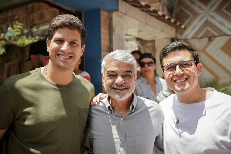 Cenário político de Pernambuco com foco em eleições futuras.