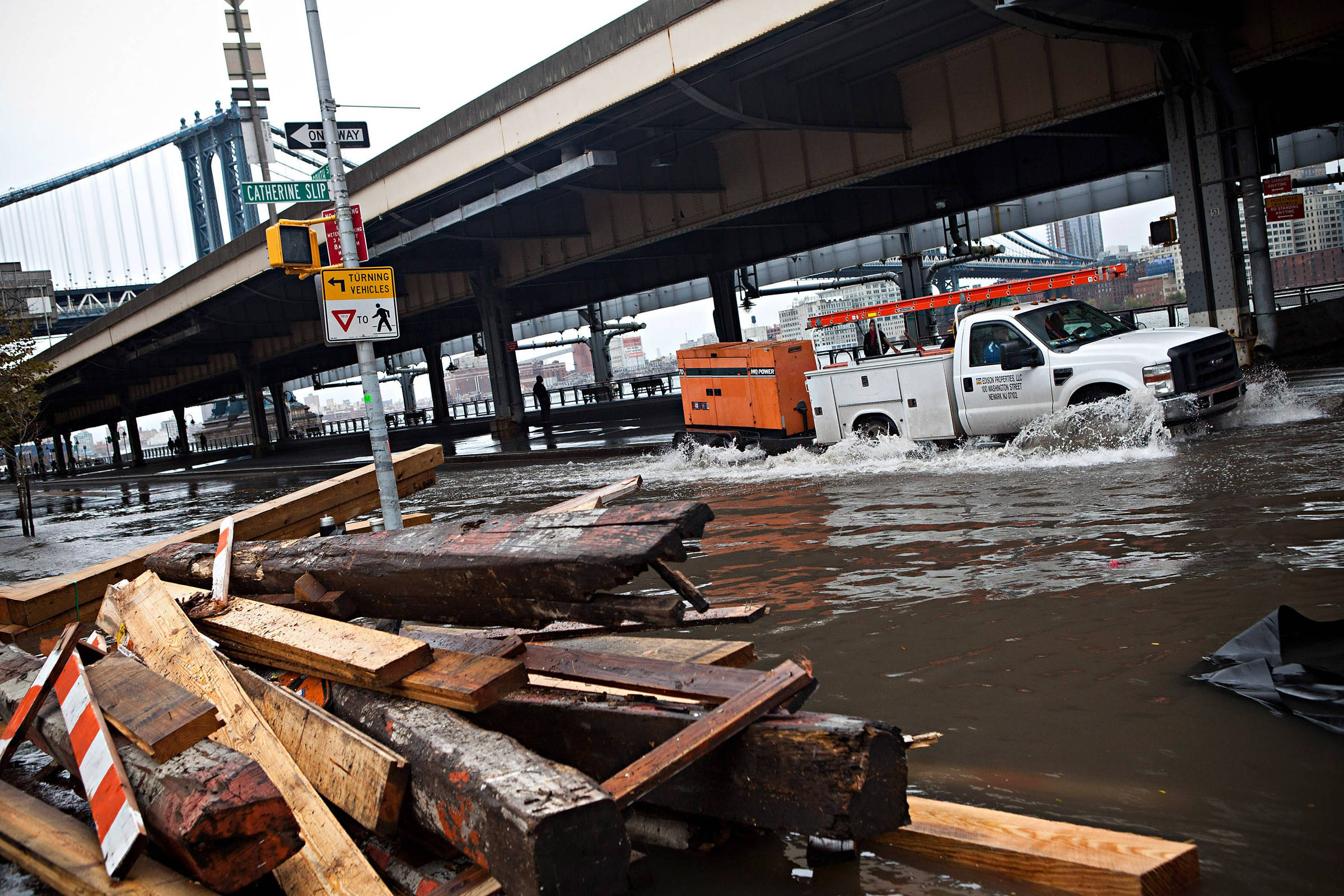 Plano antifuracão de US$ 52 bi para tornar Nova York resiliente a enchentes é ameaçado por Trump