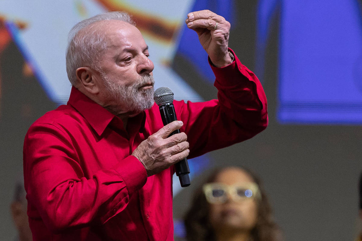 Lula defende aumento de despesas com educação 'mesmo que Faria Lima brigue'