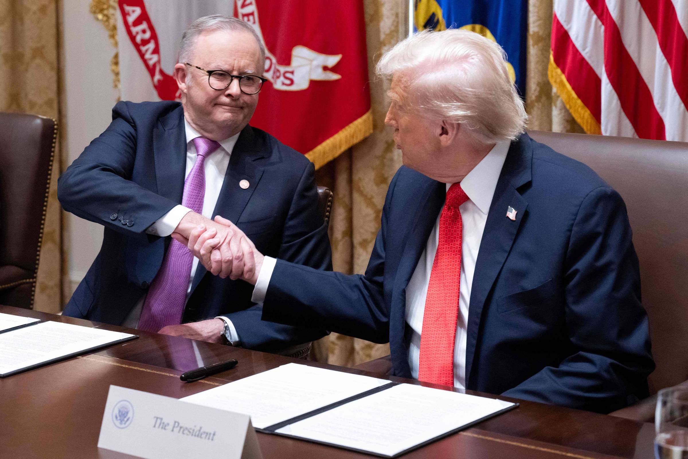 Trump fecha acordo com Austrália por exploração de minerais críticos