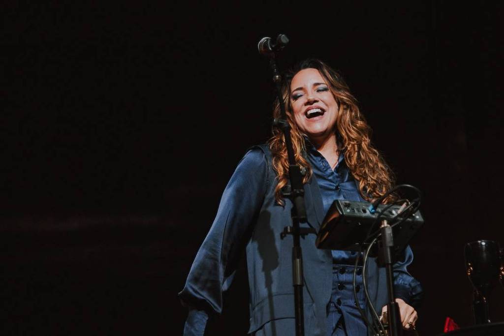 Ana Carolina, Maria Bethânia e Nação Zumbi recheiam semana de shows brasileiros em SP