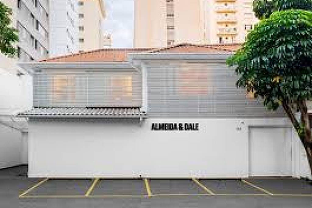 Polícia faz operação na Almeida & Dale em busca de obras de Alfredo Volpi