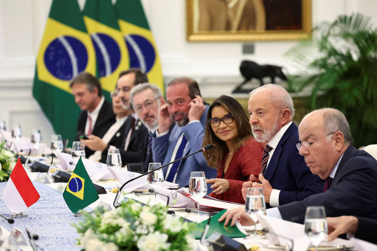 Lula Choca o Mundo: Anuncia Disputa por Quarto Mandato em 2026!