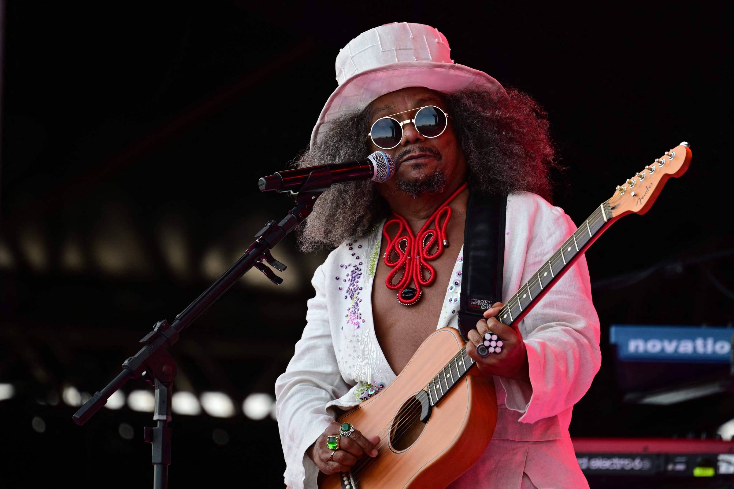 Chico César e Ana Frango Elétrico fazem shows em evento em SP; veja como comprar