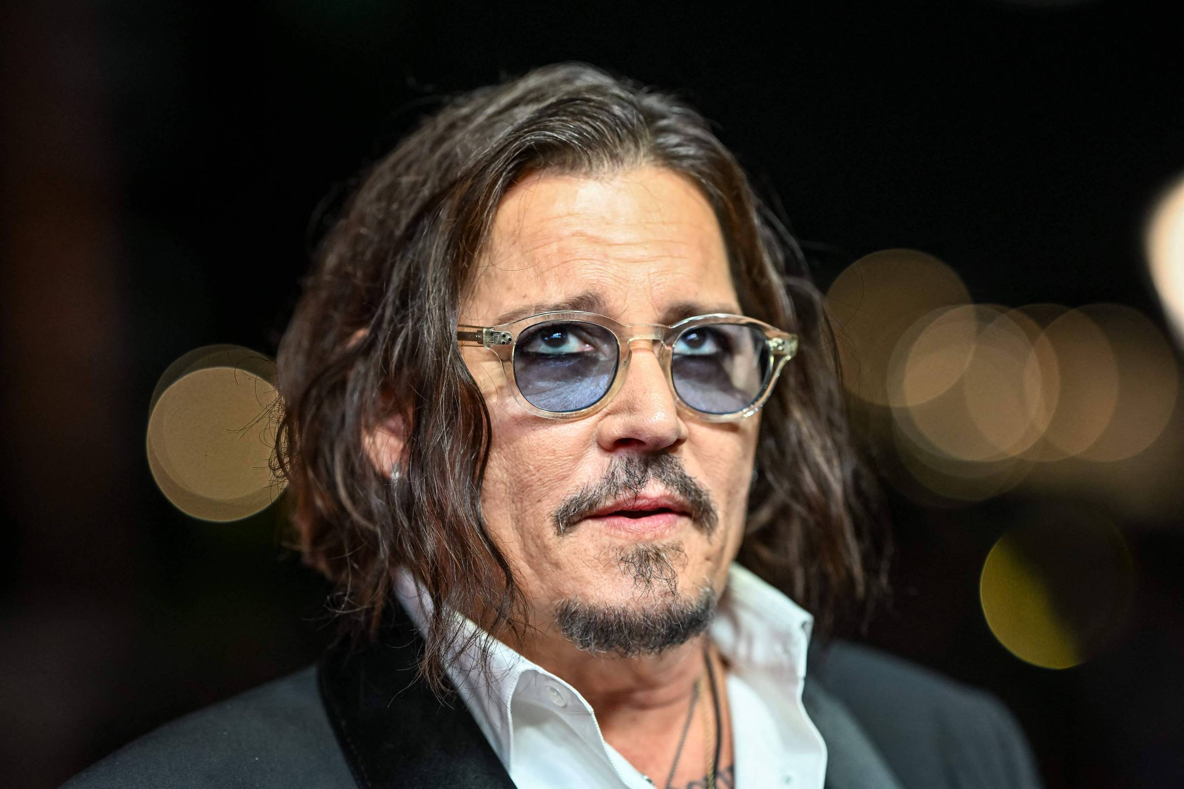 Johnny Depp reforça retorno a Hollywood e deve estrelar novo 'Um Conto de Natal'