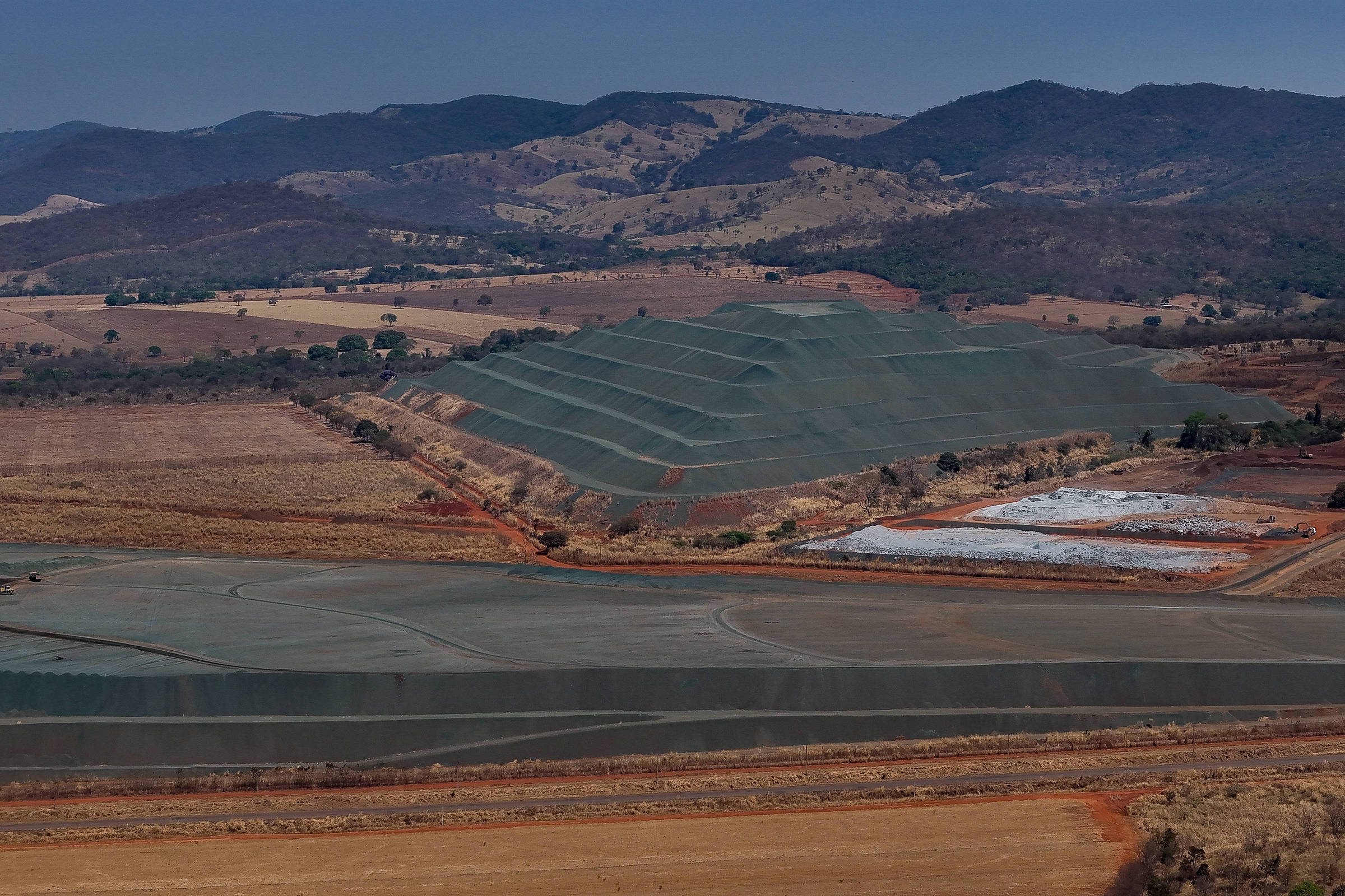 Estratégia do governo para minerais críticos esbarra em dados desorganizados e fiscalização precária