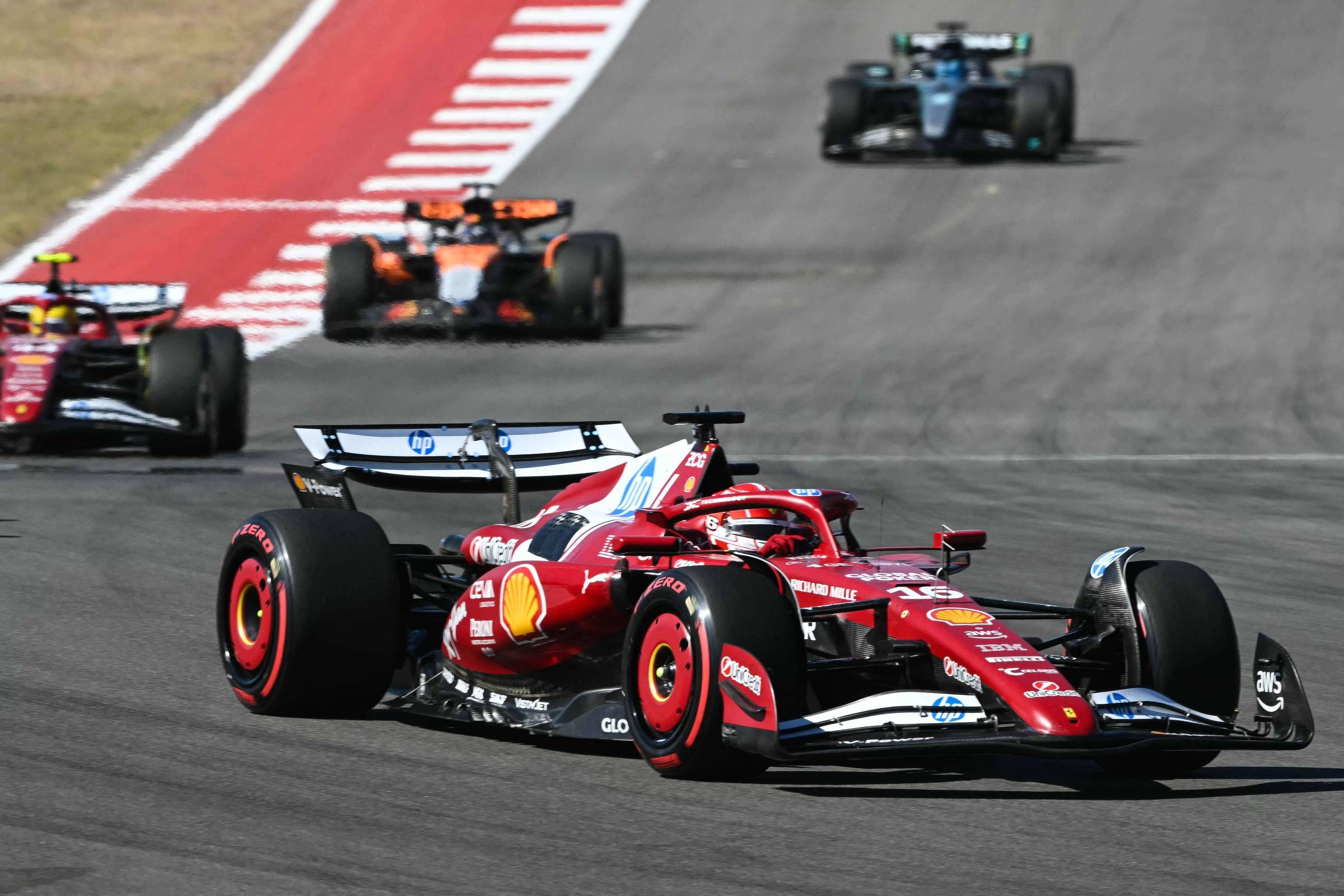 Fórmula 1 tem fanzone com shows de Seu Jorge, Thiaguinho e Matheus e Kauan em Interlagos