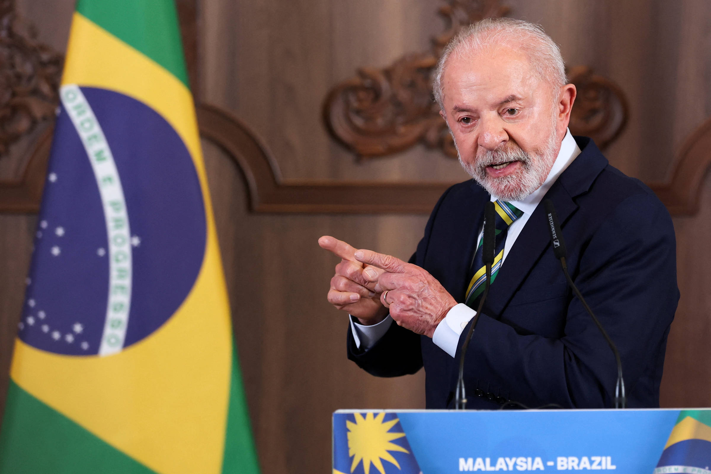 Questões políticas ficarão fora da negociação de tarifas entre Brasil e EUA