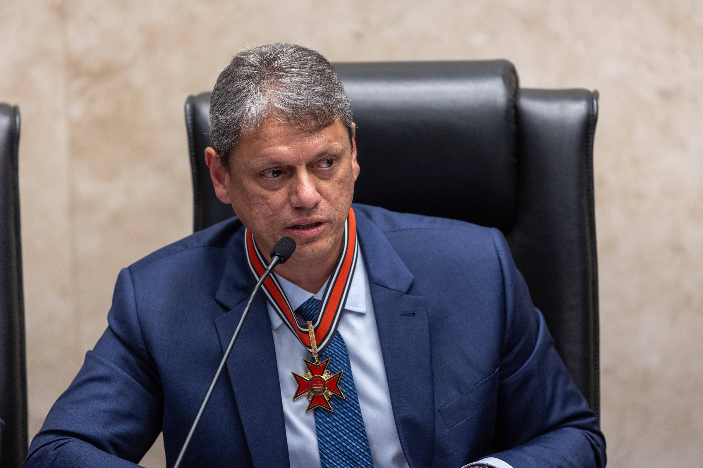 Tarcísio vai à Brasília para reuniões com ministros do STJ e STF