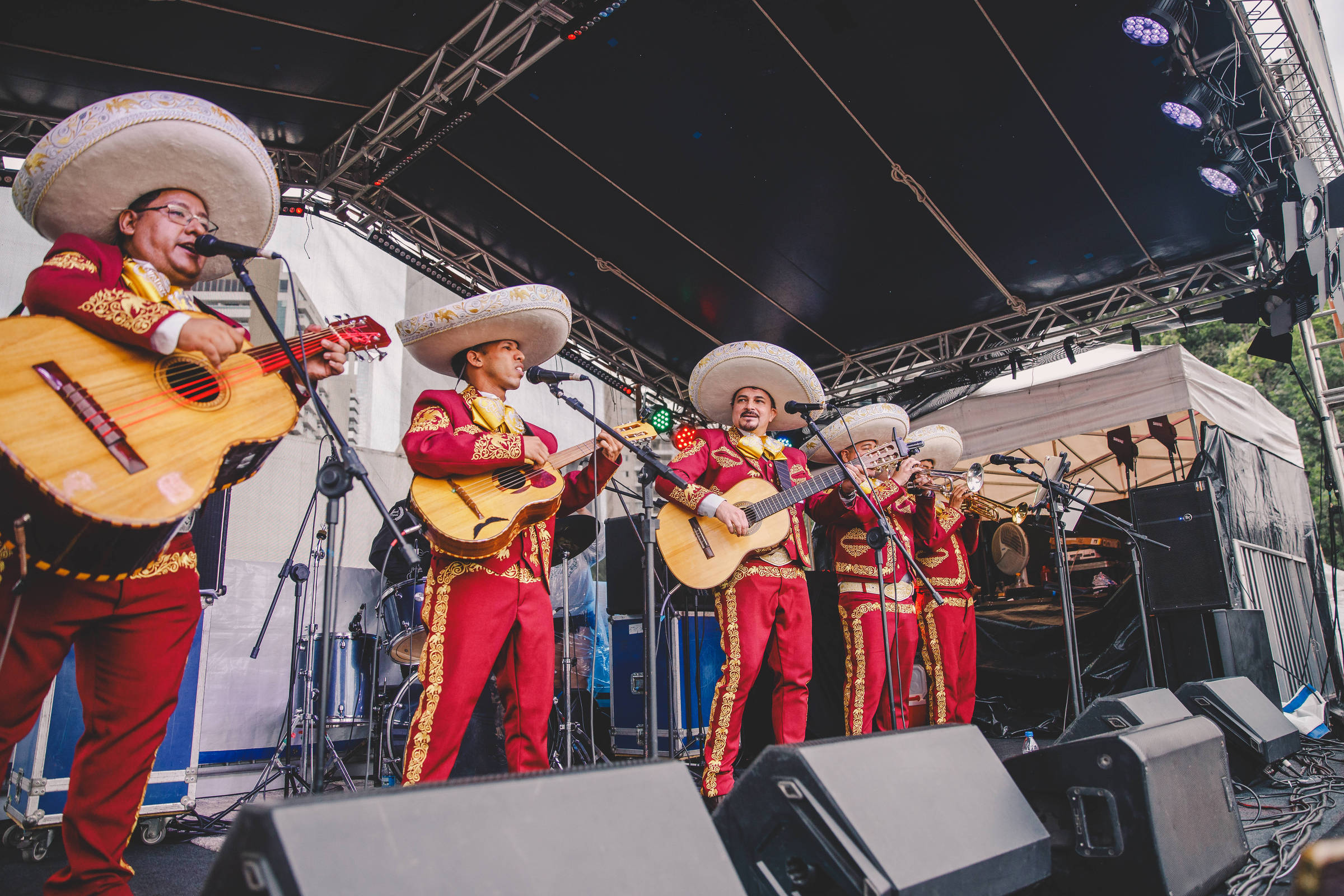 Memorial da América Latina recebe festival de Dia dos Mortos com música, luta livre e gastronomia