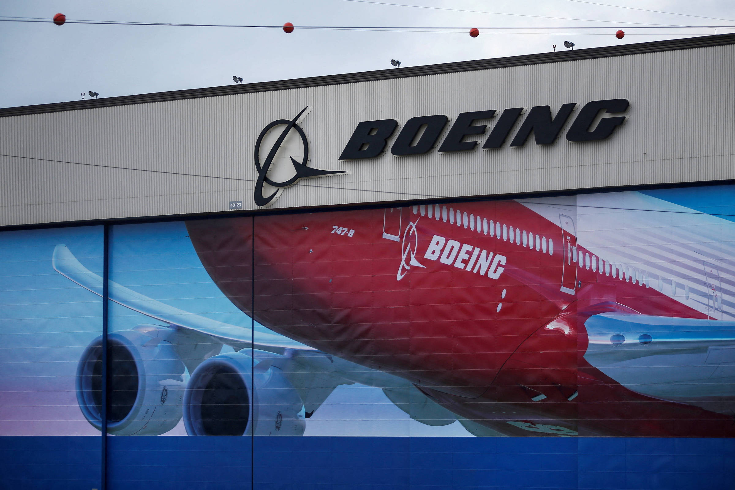 Boeing registra perda de US$ 4,9 bilhões e adia estreia do 777X para 2027