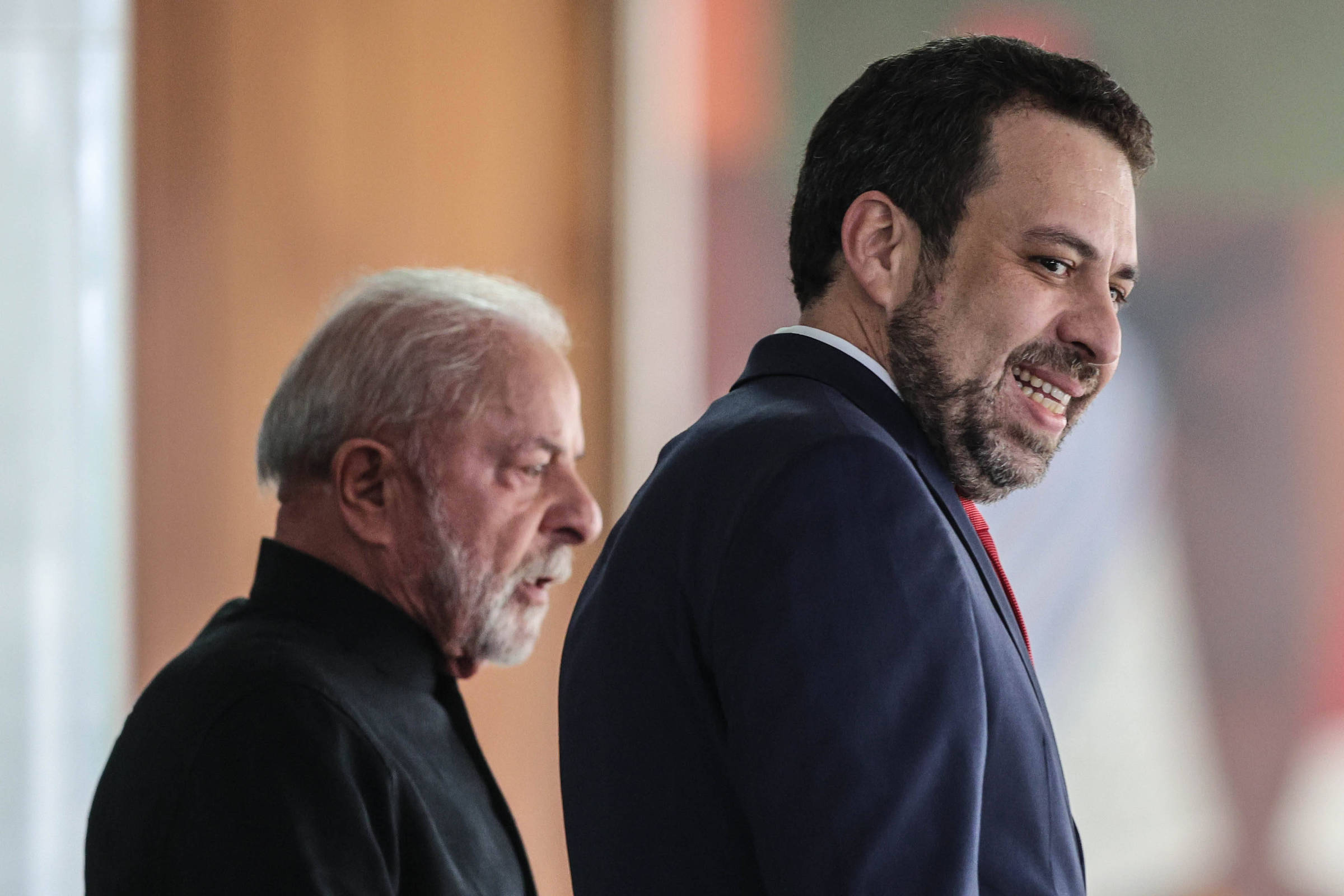 Boulos lança programa para aproximar governo Lula de periferias