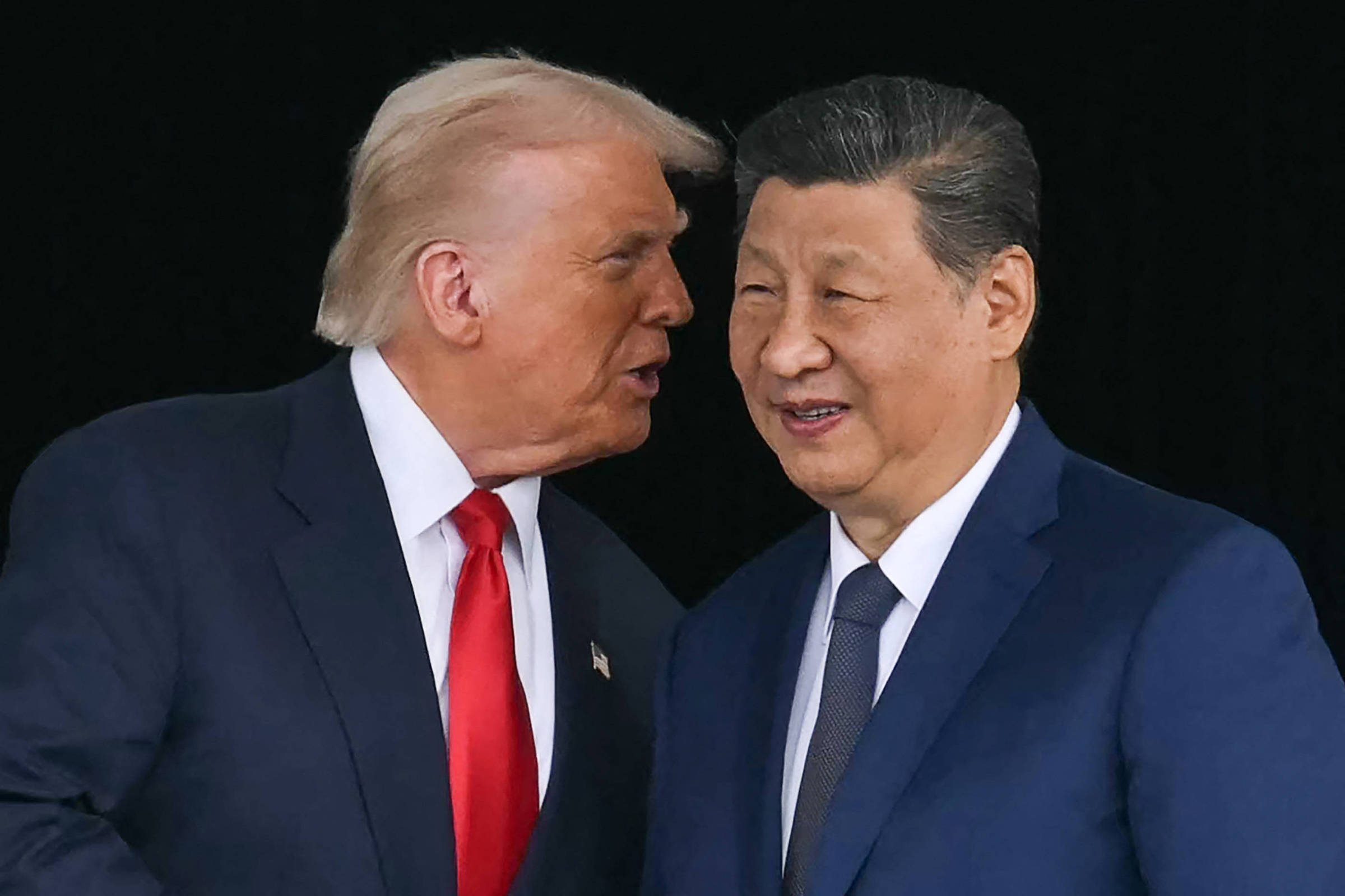 Trump diz ter falado com Xi resolverem guerra na Ucrânia - 30/10/2025 -  Mundo - Folha