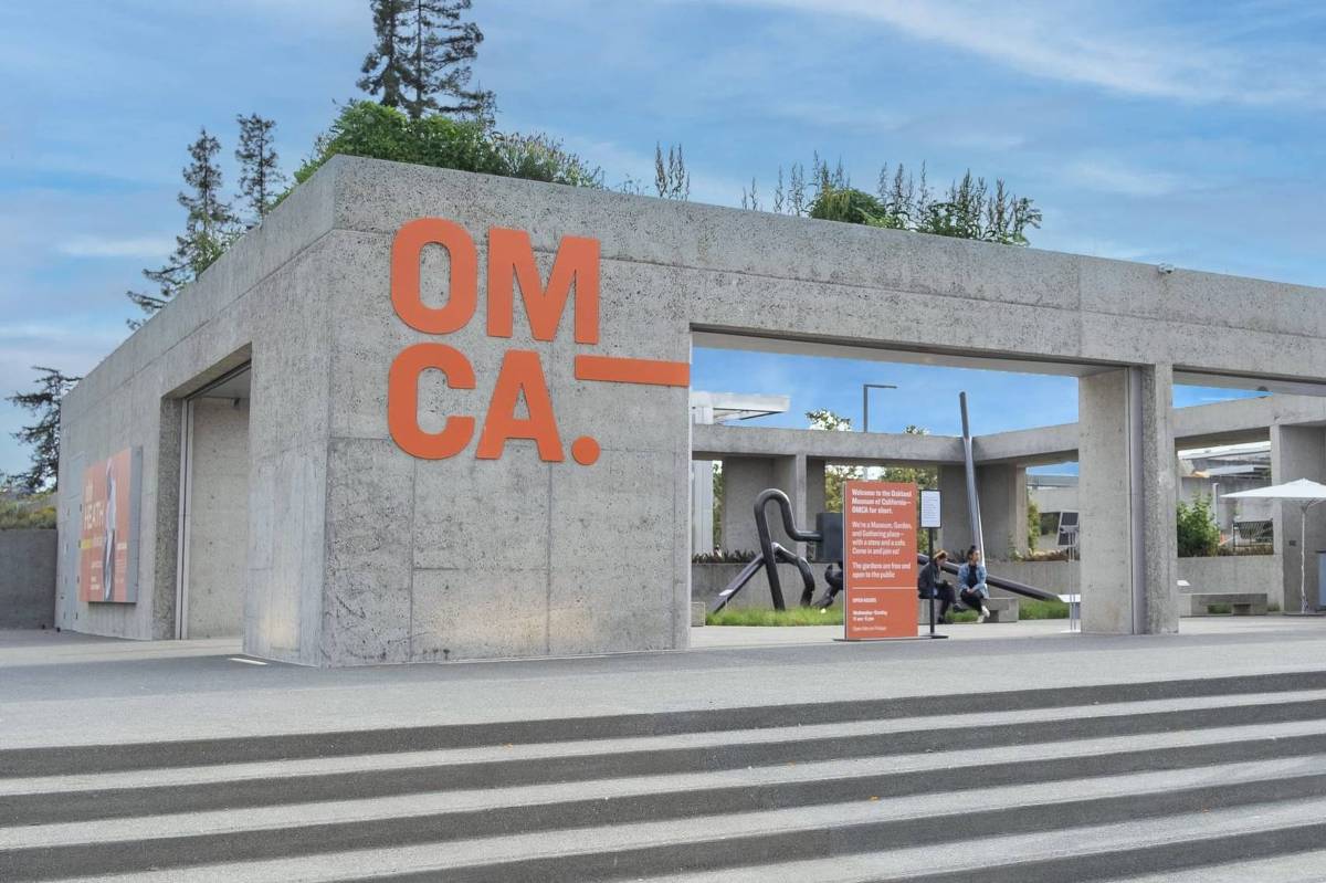 Mais de mil artefatos são roubados do Museu de Oakland, na Califórnia